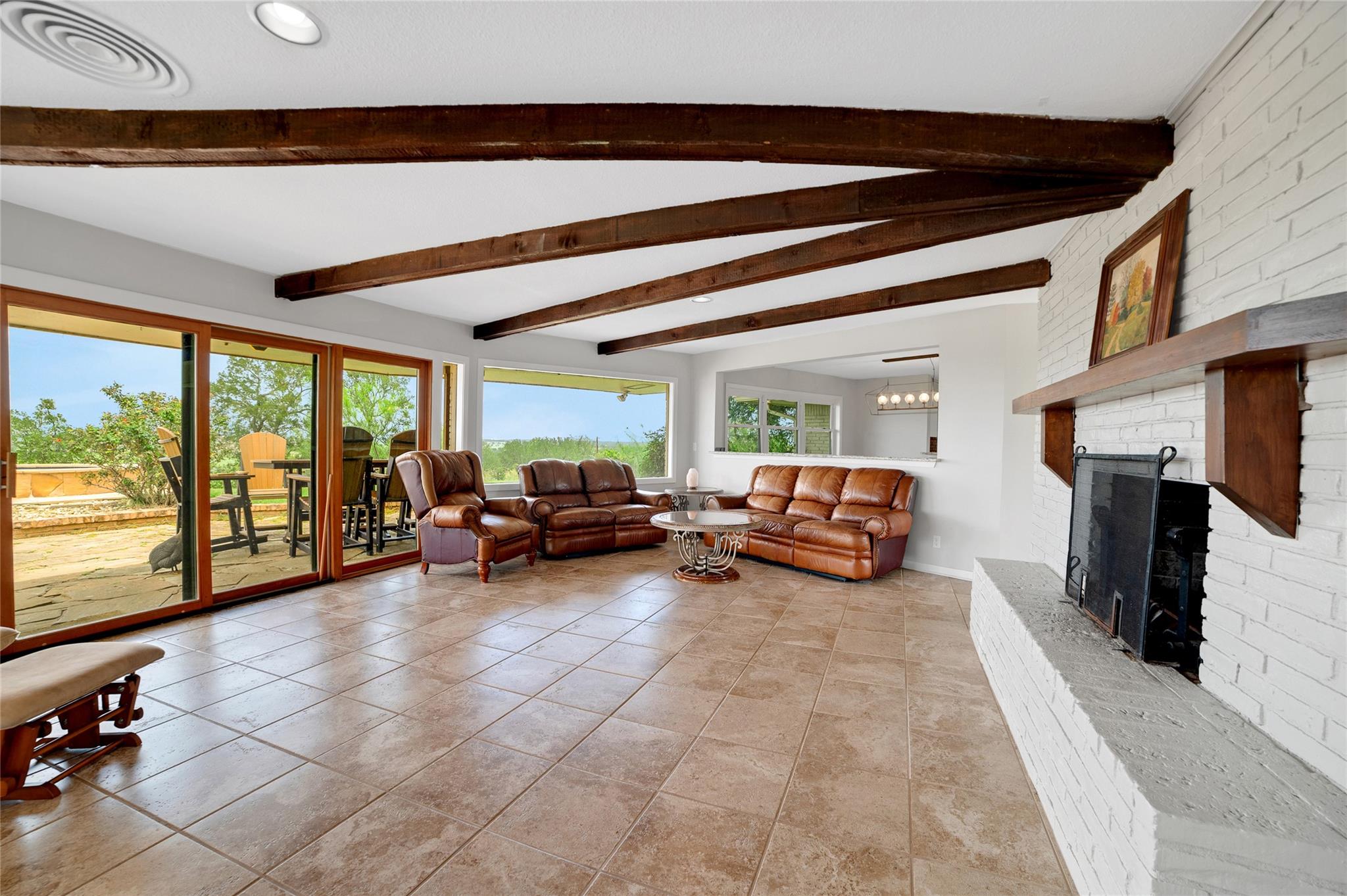 Image 30 of 39 For 520 Double Eagle Ranch Dr