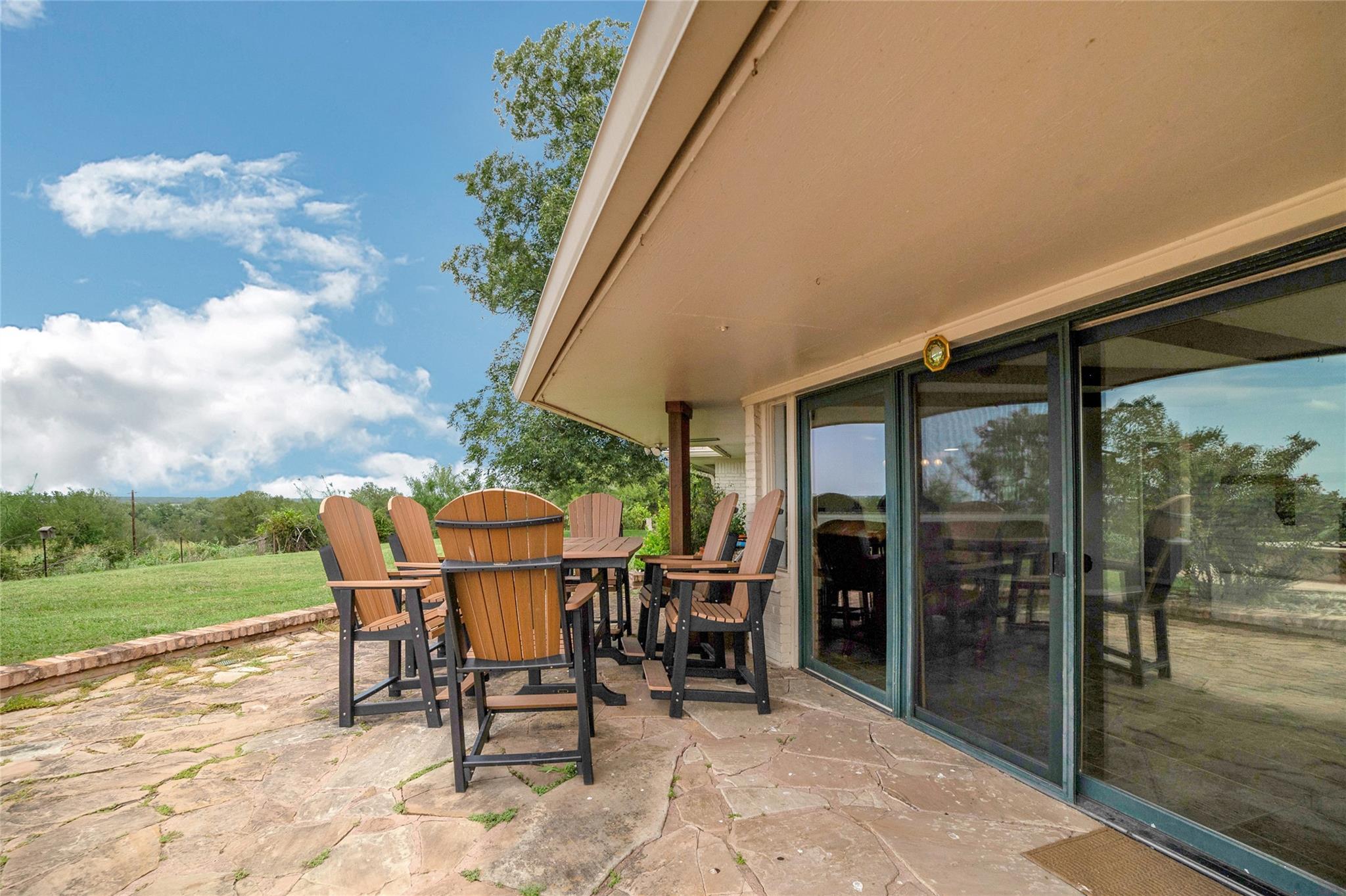 Image 5 of 39 For 520 Double Eagle Ranch Dr