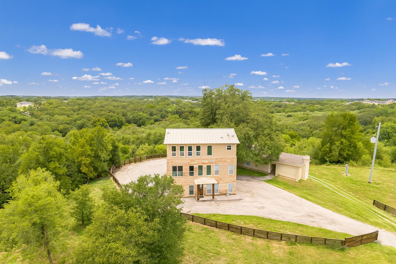 Image 9 of 39 For 520 Double Eagle Ranch Dr