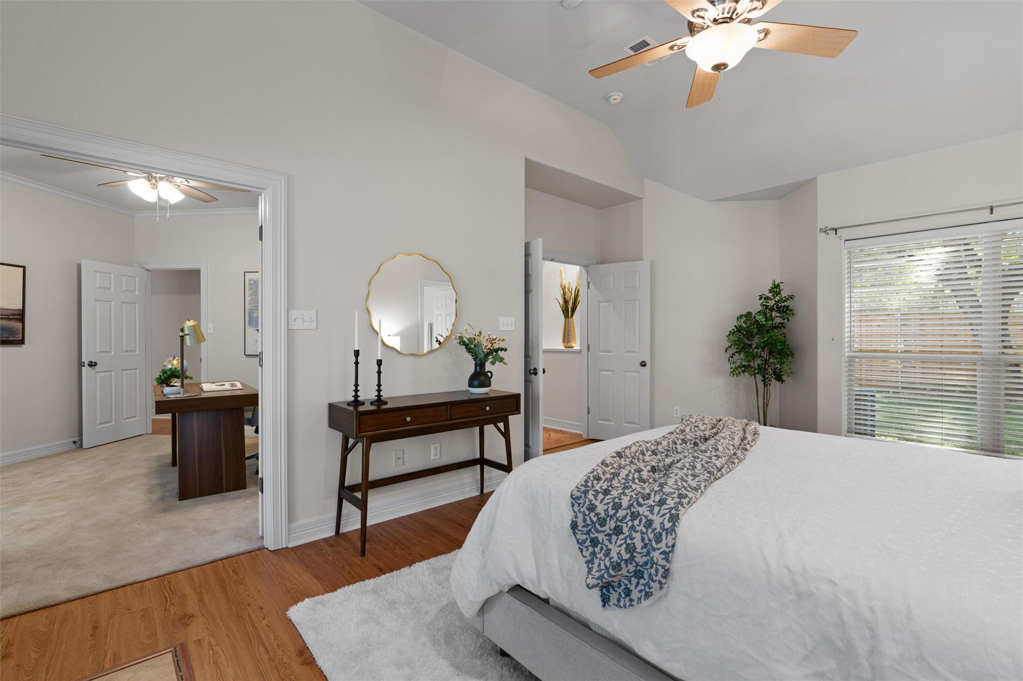 Image 22 of 40 For 130 Richards Dr