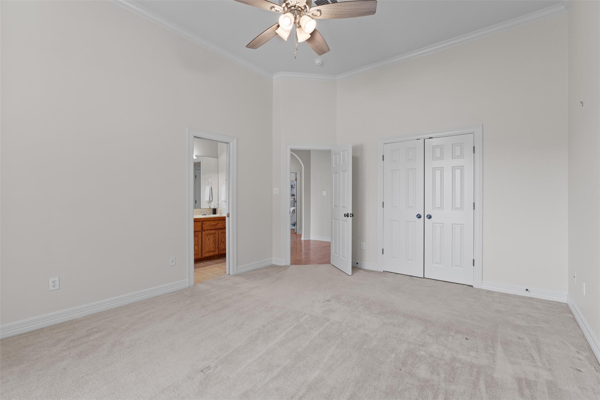 Image 29 of 40 For 130 Richards Dr