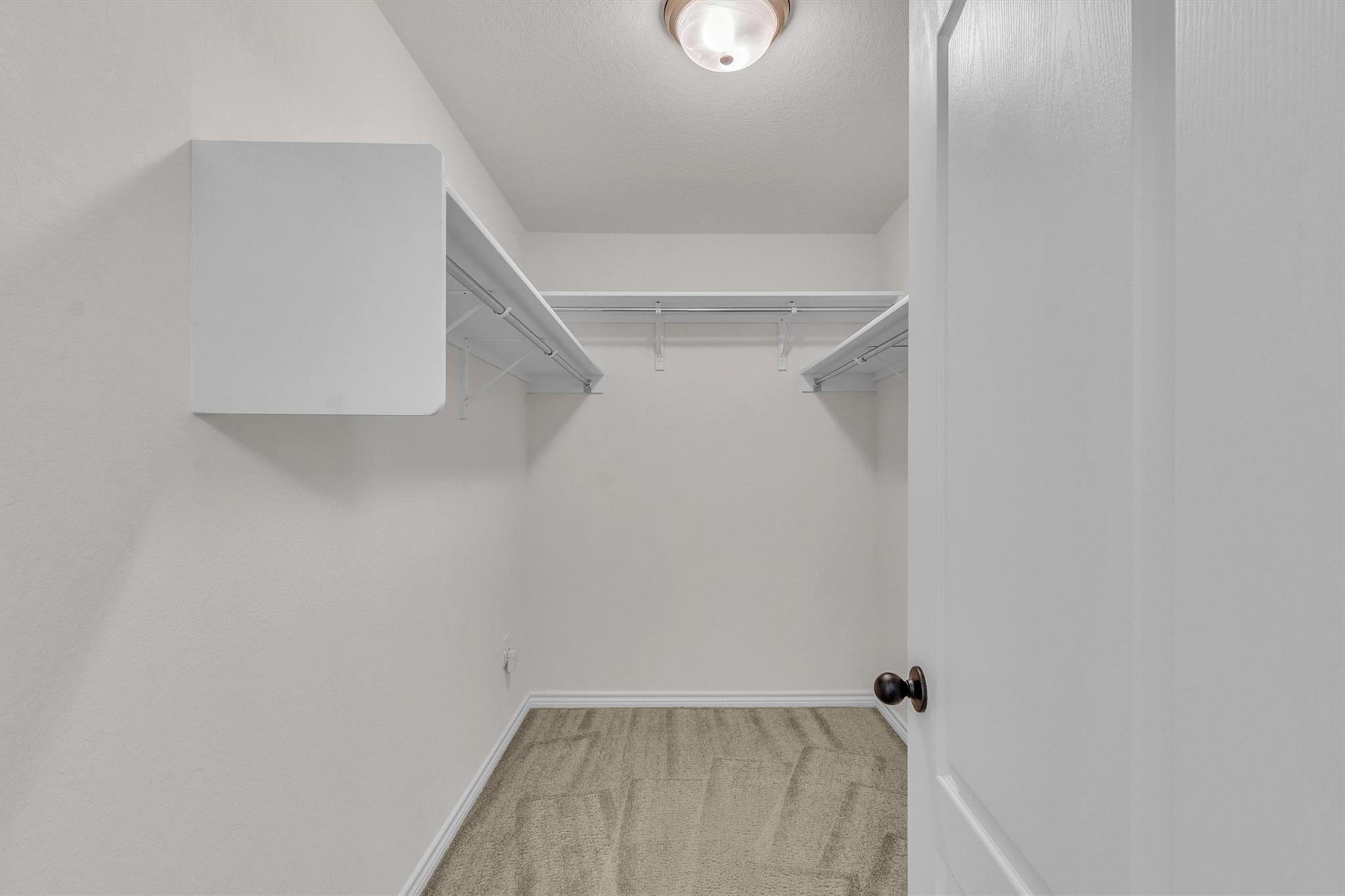 Image 27 of 35 For 3894 Bentwood Way