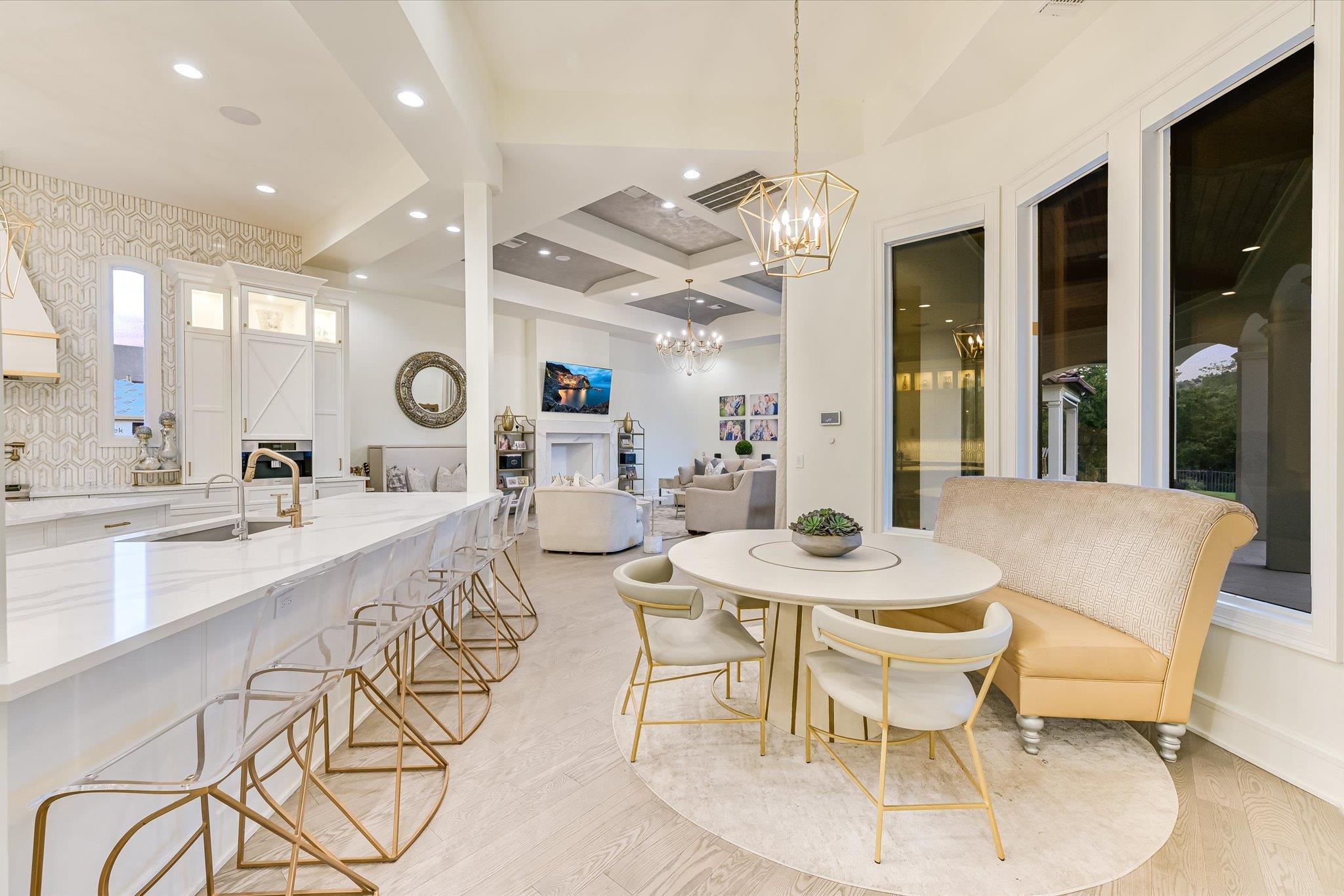 Image 13 of 40 For 14132 Flat Top Ranch Rd