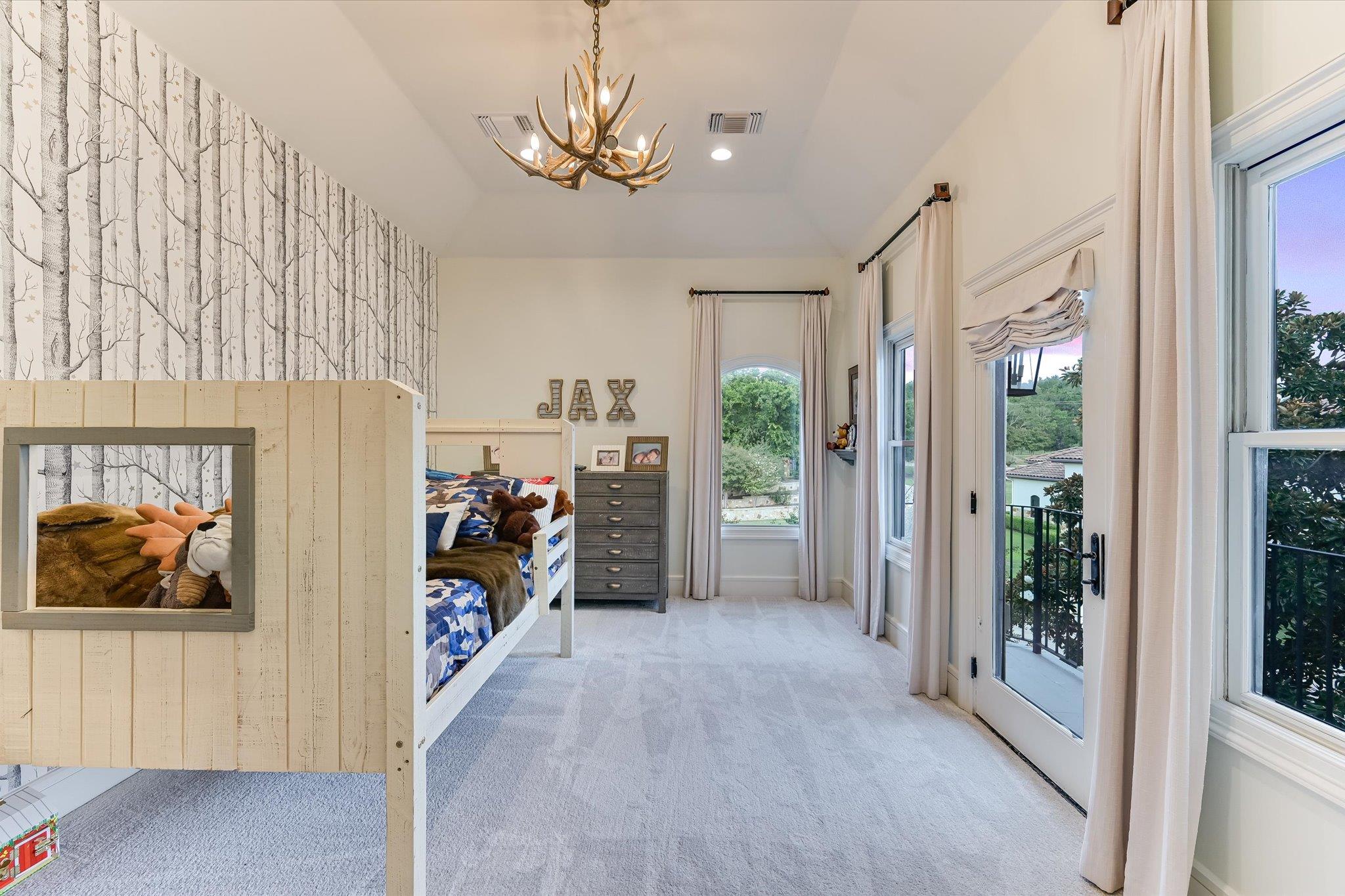 Image 28 of 40 For 14132 Flat Top Ranch Rd