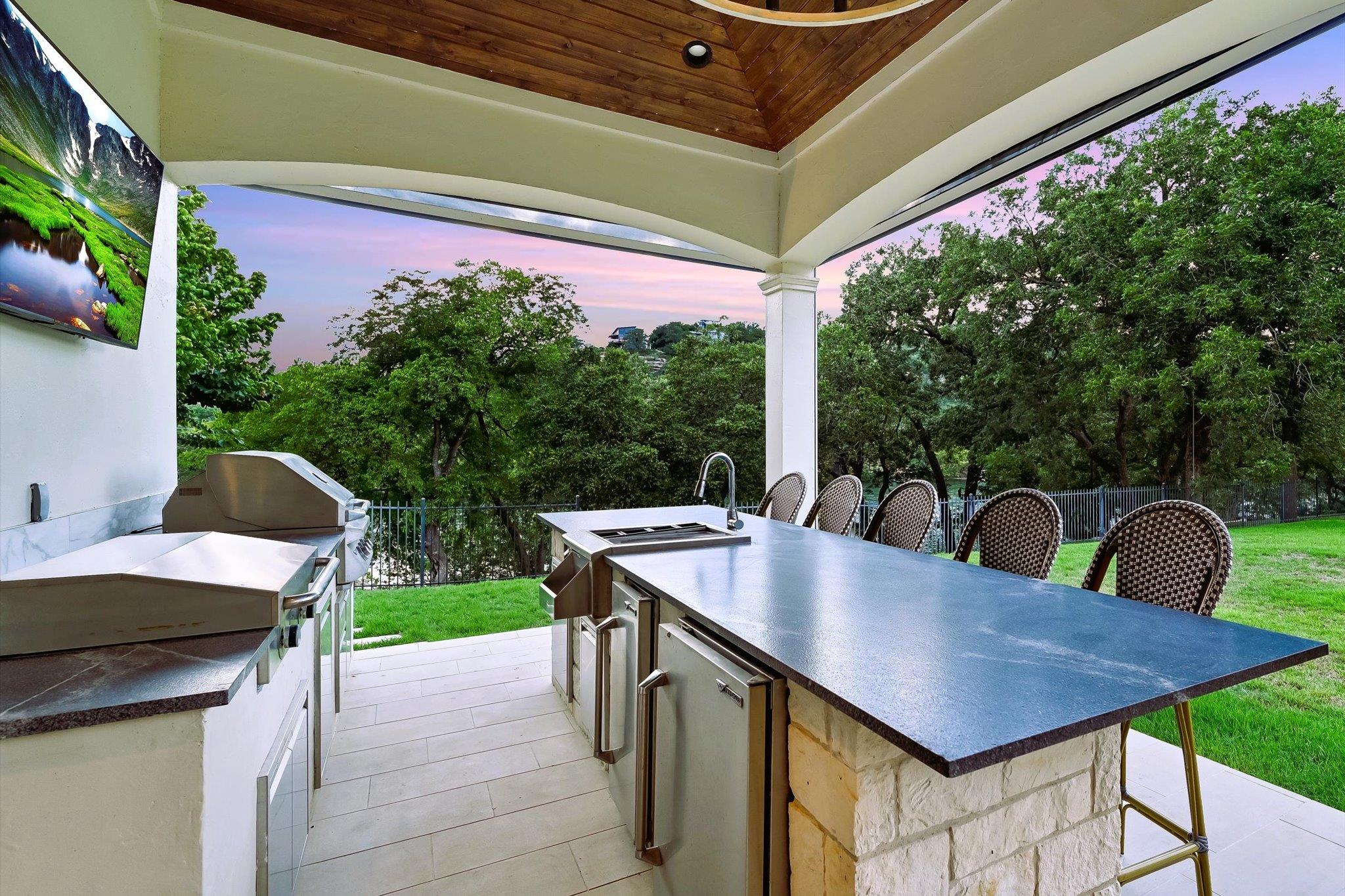 Image 32 of 40 For 14132 Flat Top Ranch Rd