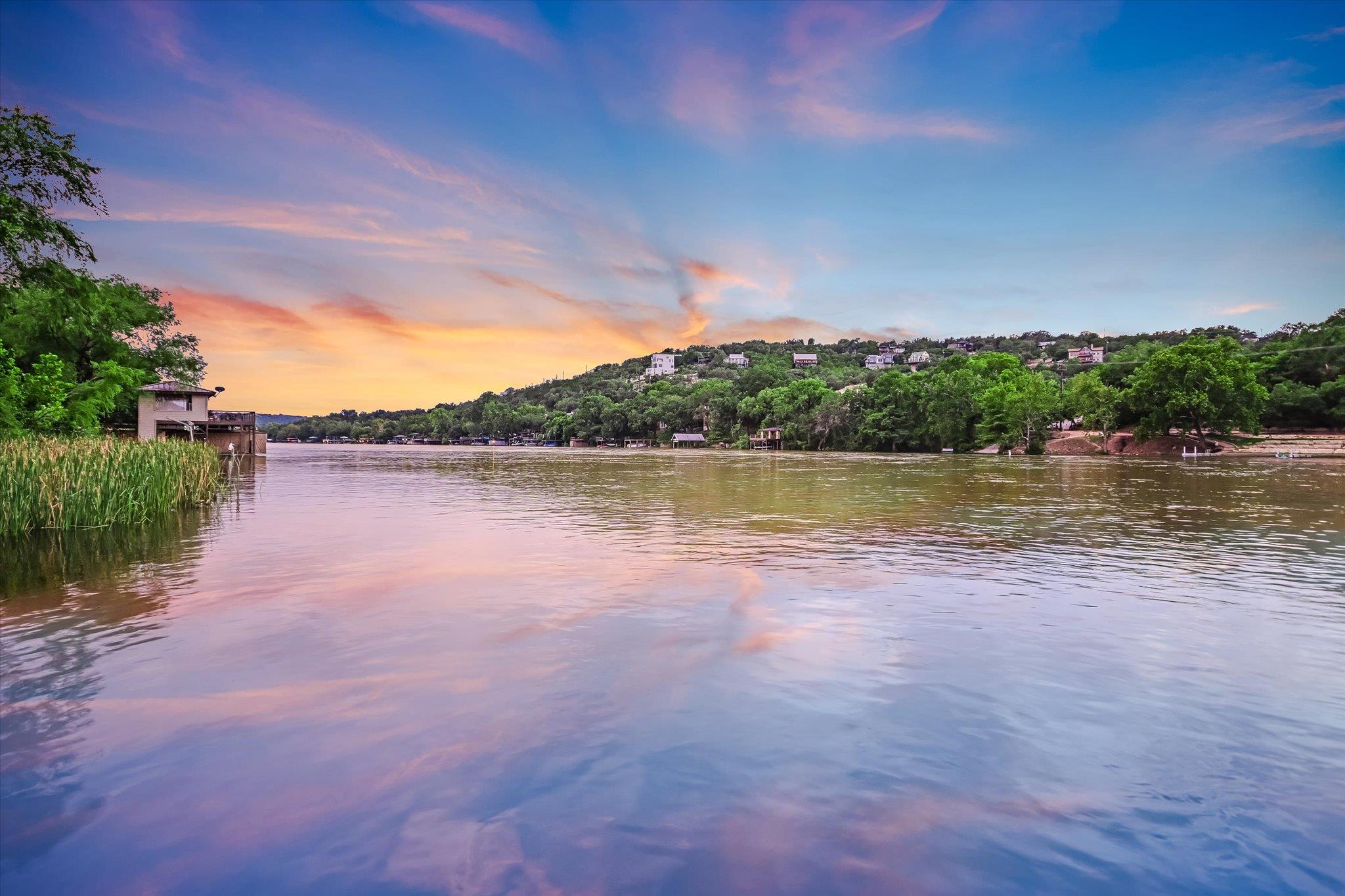 Image 6 of 40 For 14132 Flat Top Ranch Rd