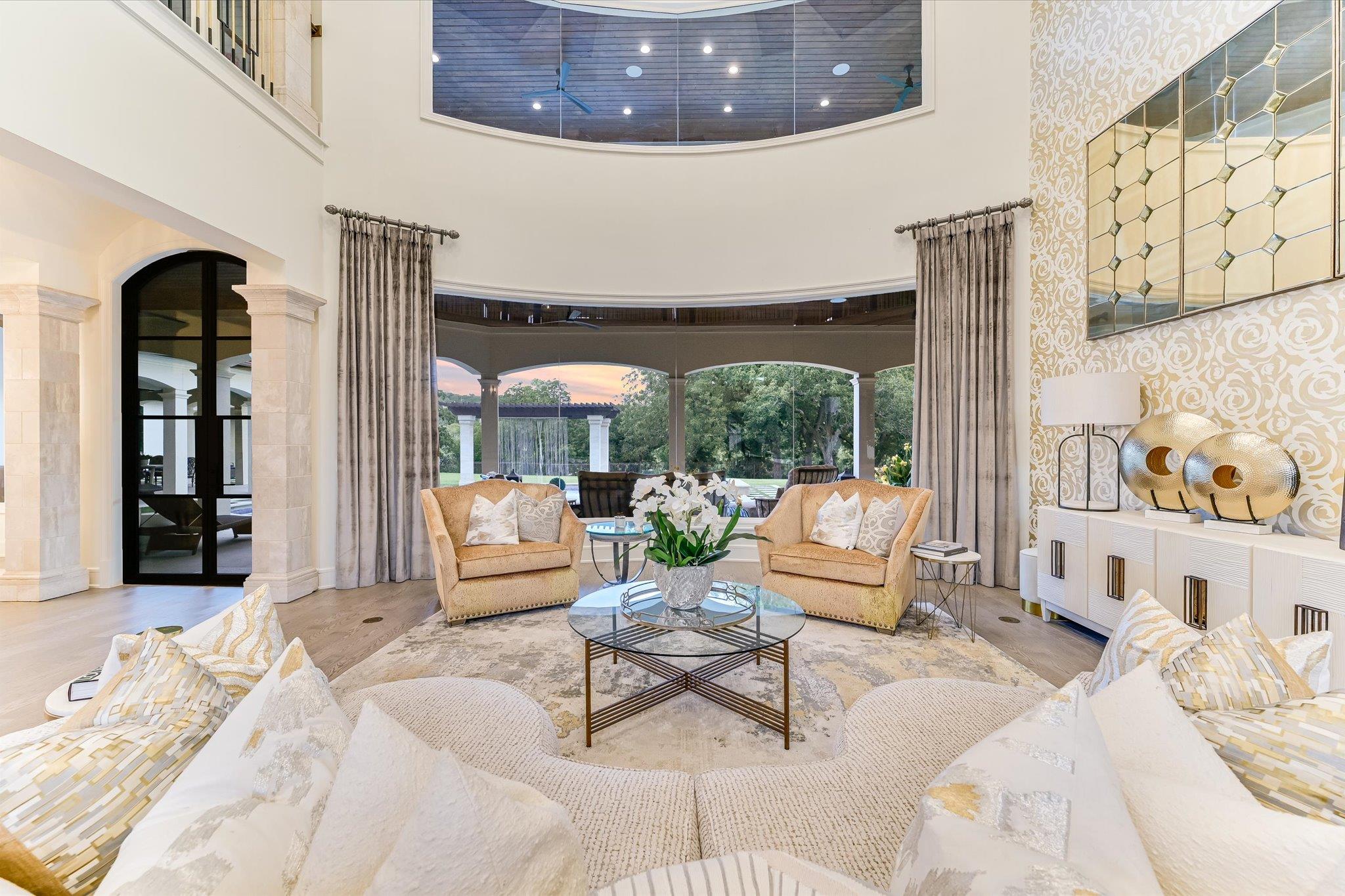 Image 9 of 40 For 14132 Flat Top Ranch Rd