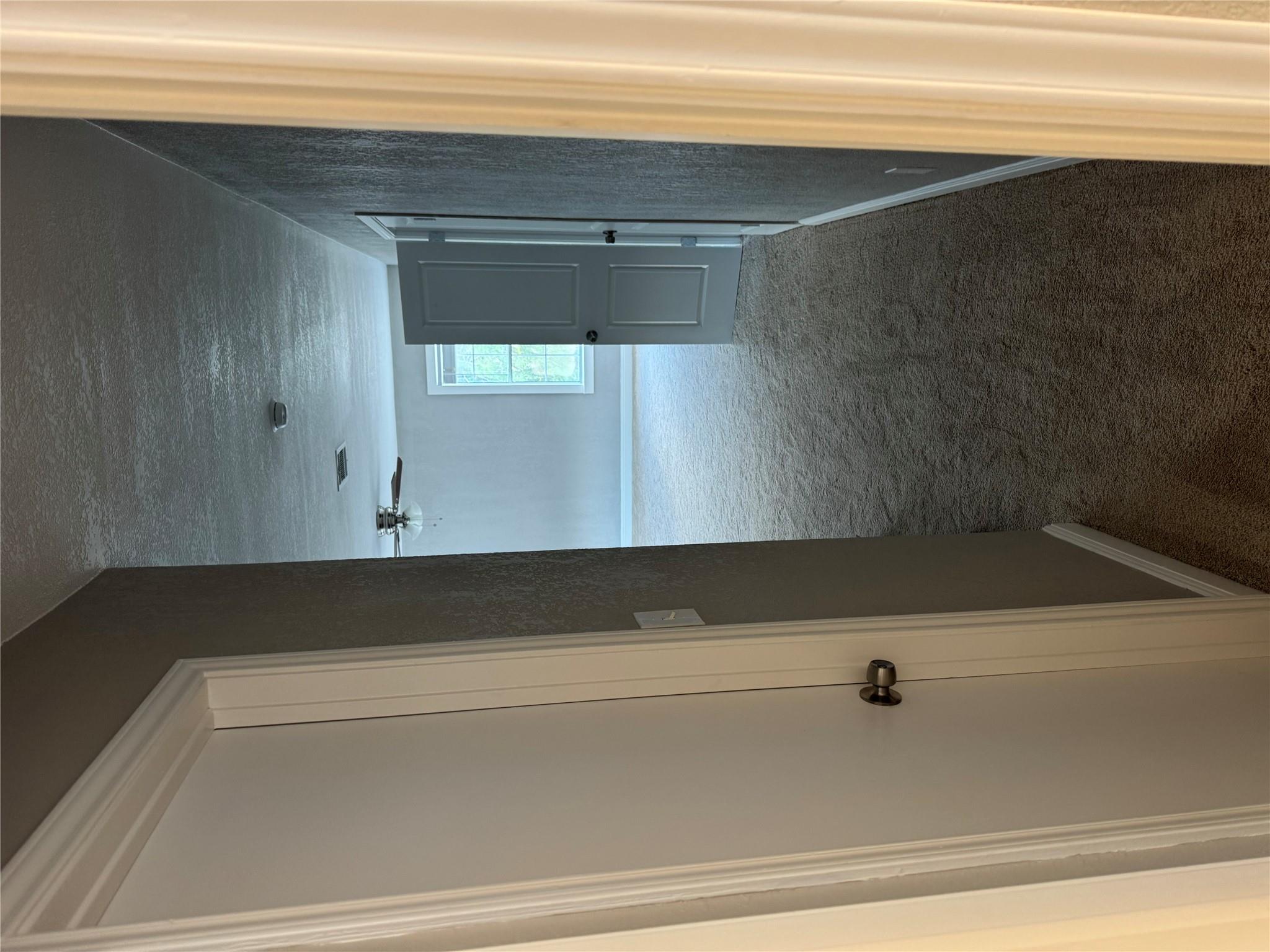 Image 19 of 40 For 3000 Ridgemont Ln