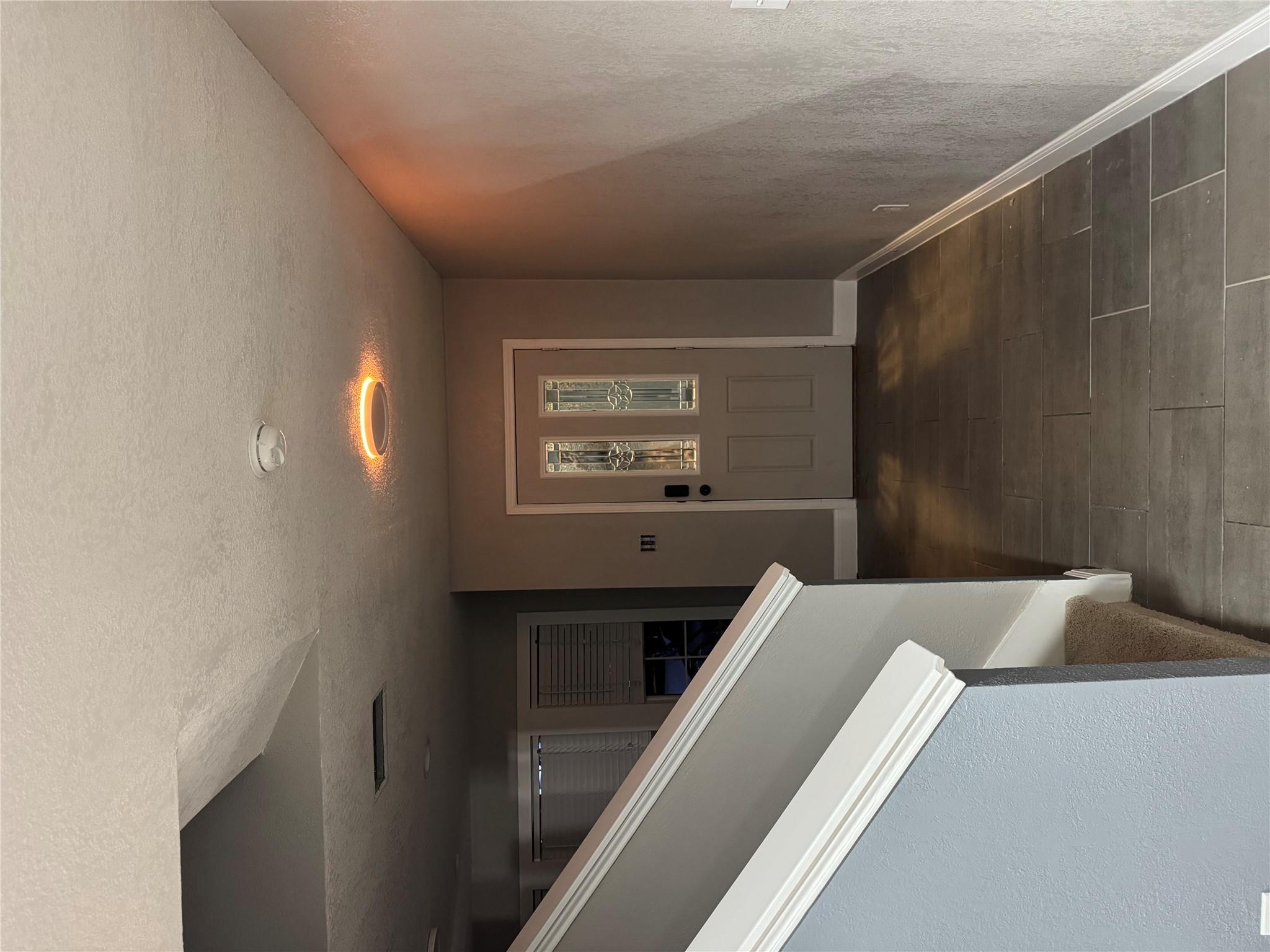 Image 2 of 40 For 3000 Ridgemont Ln