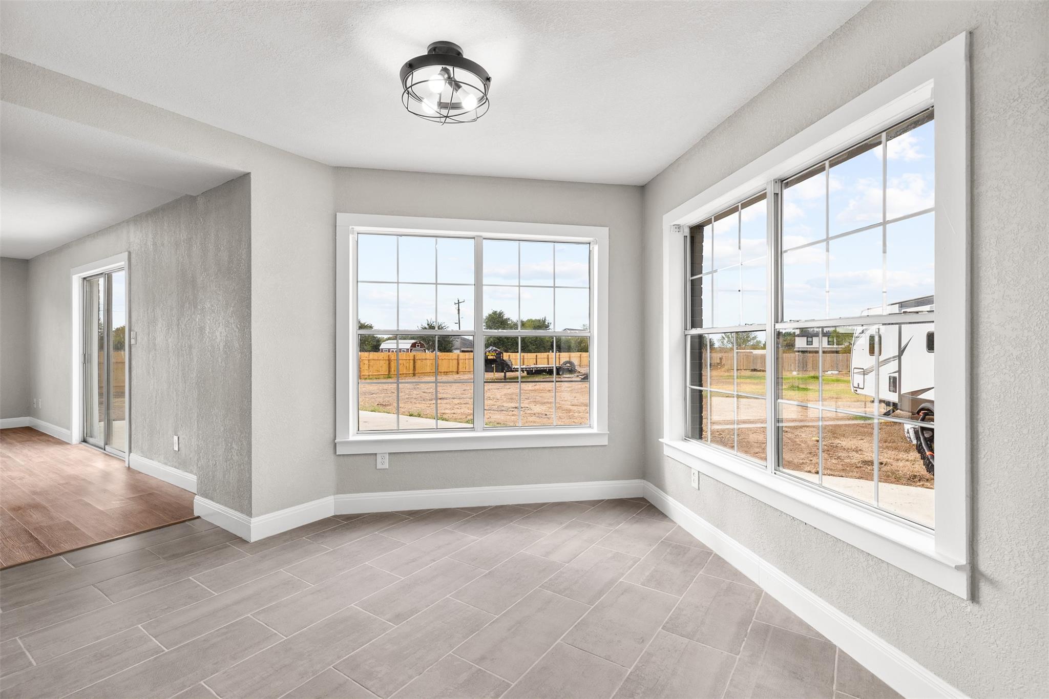 Image 24 of 40 For 3000 Ridgemont Ln