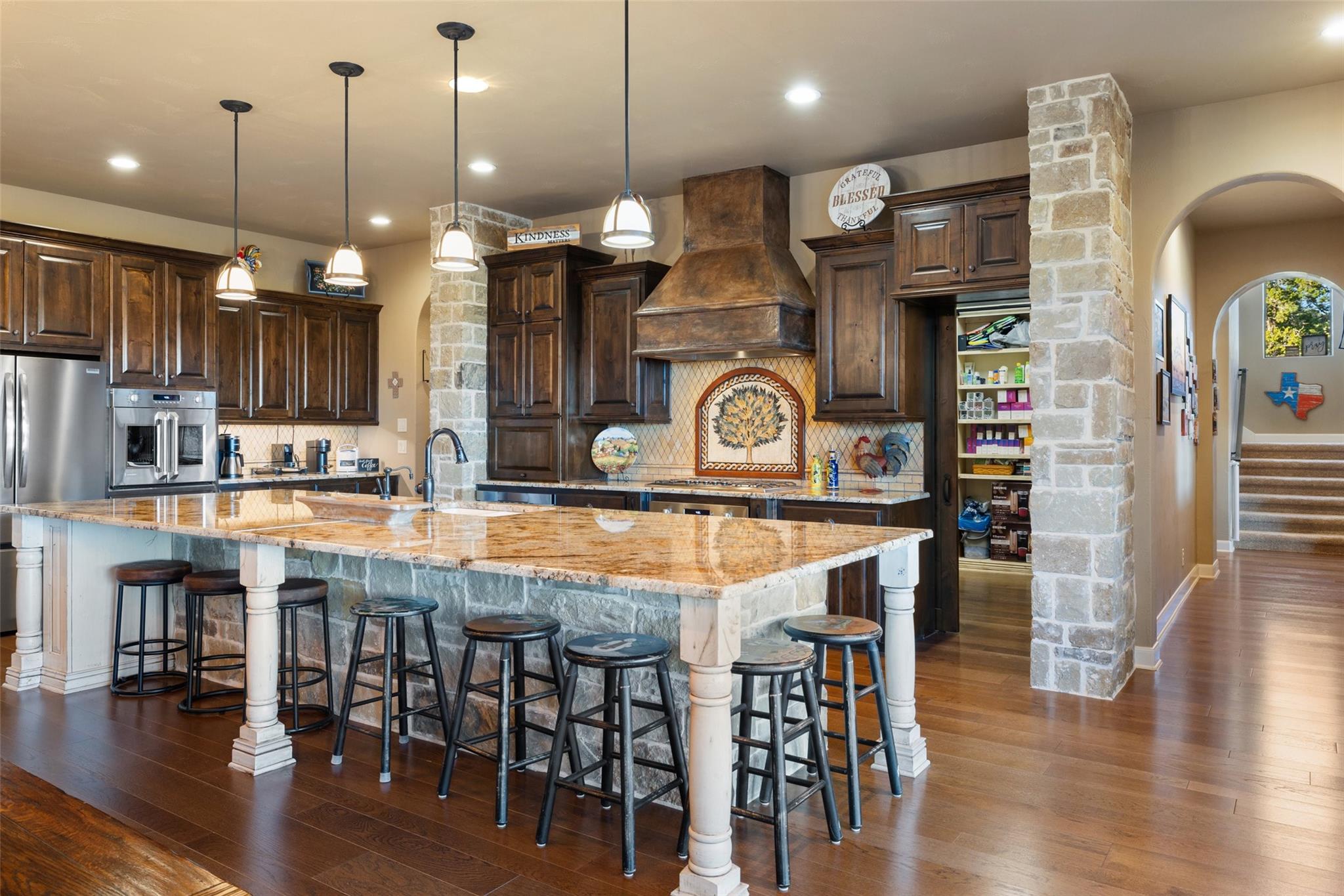 Image 13 of 40 For 1039 Bluewater Pl