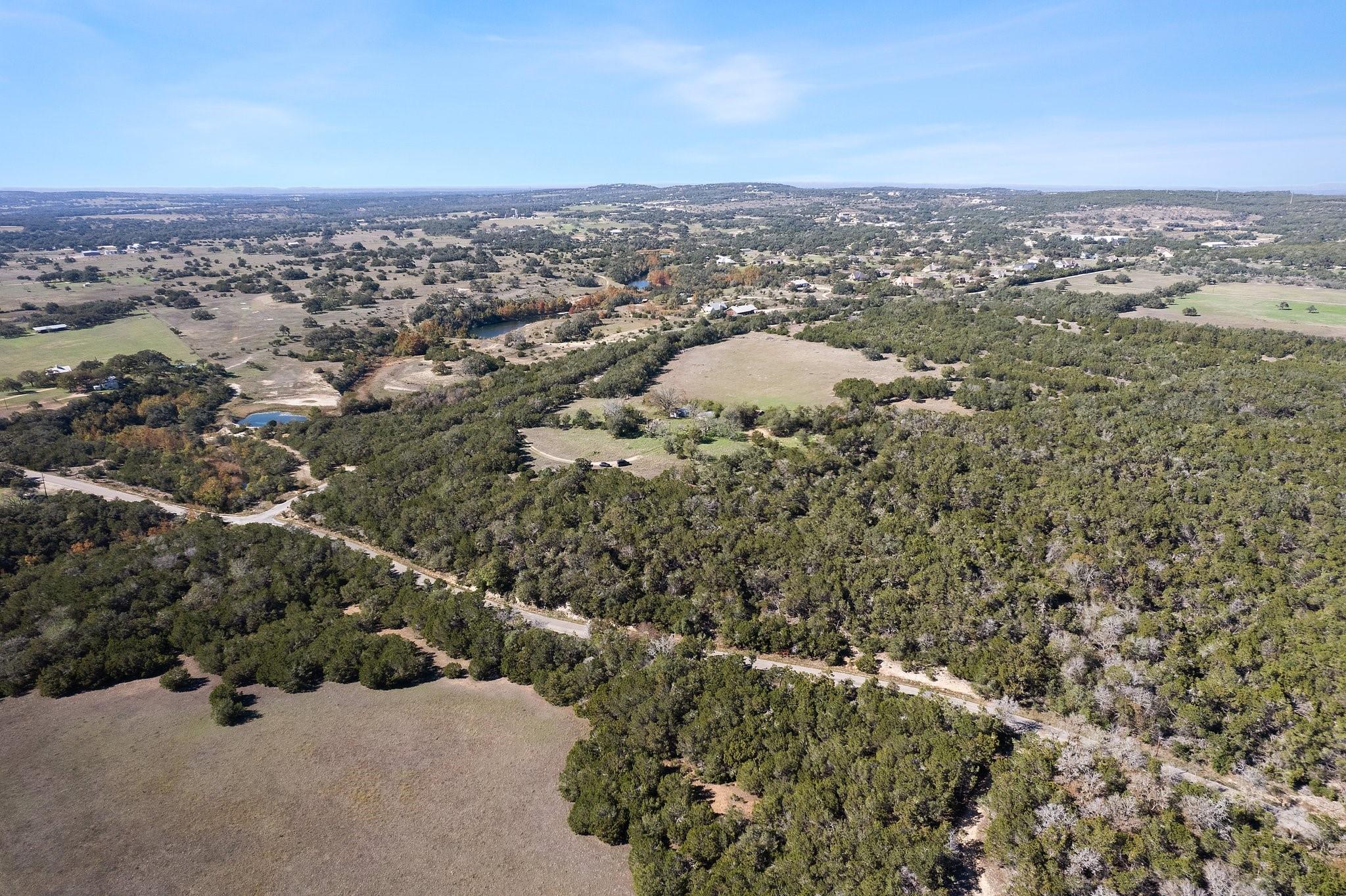 Details for 815 Holder Ln, Dripping Springs, TX 78620