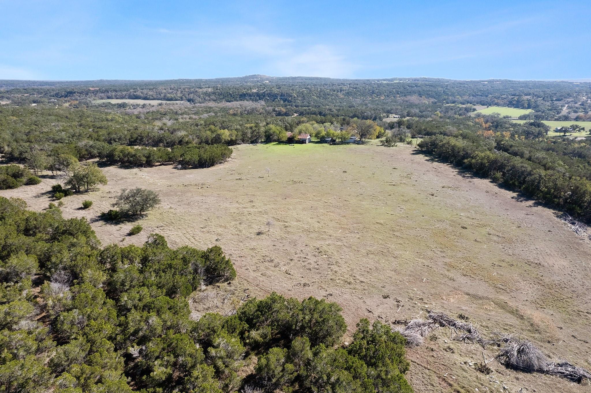 Image 5 of 21 For 815 Holder Ln