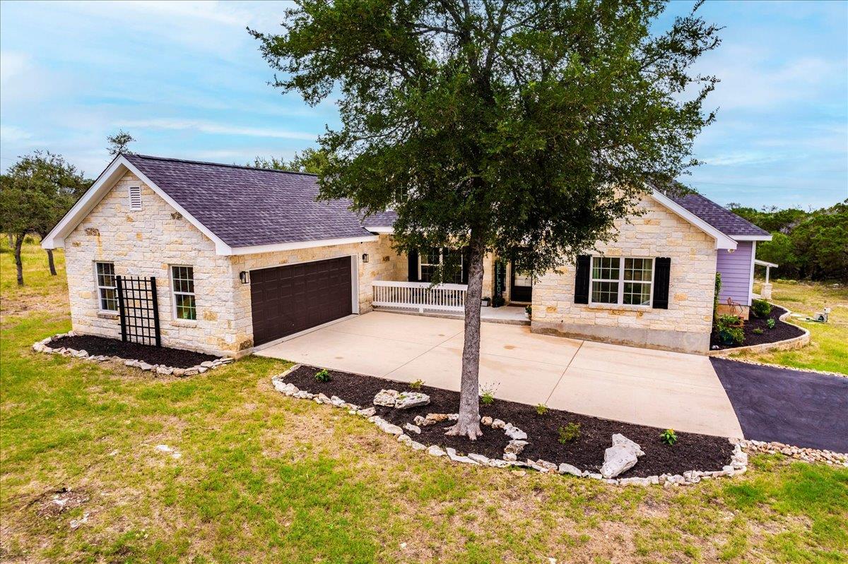Details for 1033 Castleway Rd, New Braunfels, TX 78132