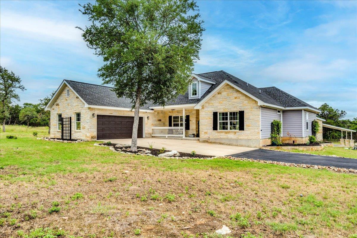 Image 6 of 40 For 1033 Castleway Rd