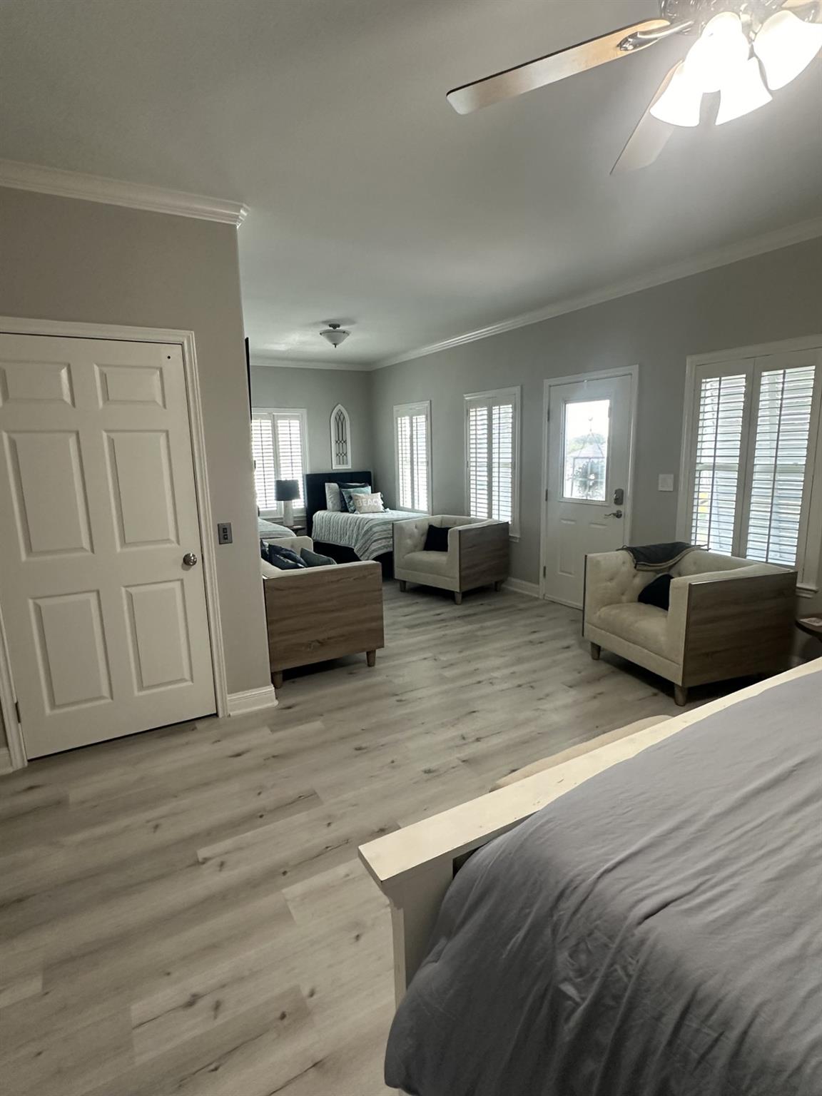 Image 21 of 38 For 113 Tarpon Ct