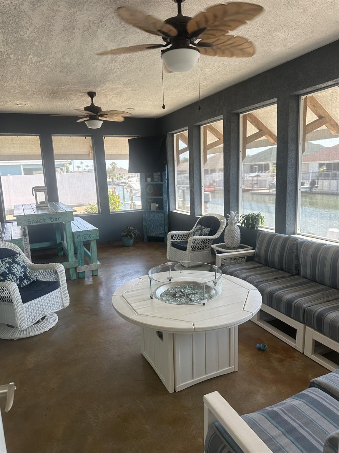 Image 31 of 38 For 113 Tarpon Ct