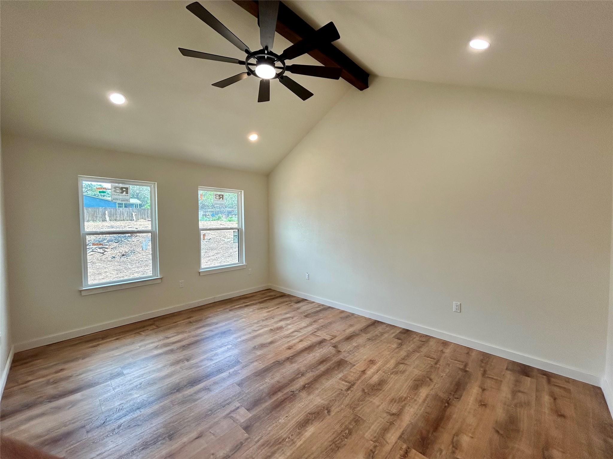 Image 31 of 39 For 1127 Greenhill Dr