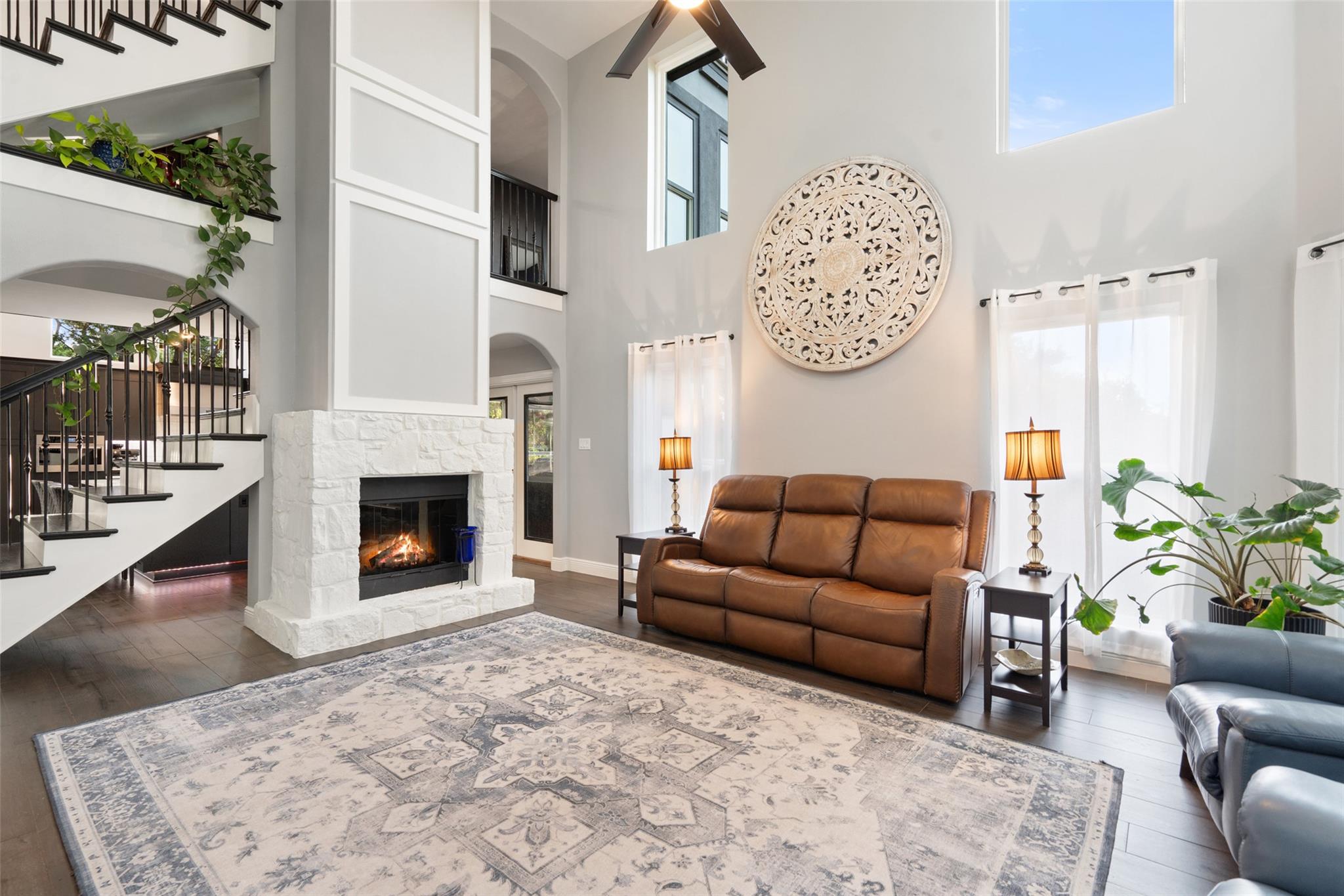 Image 6 of 40 For 388 Survista Ln