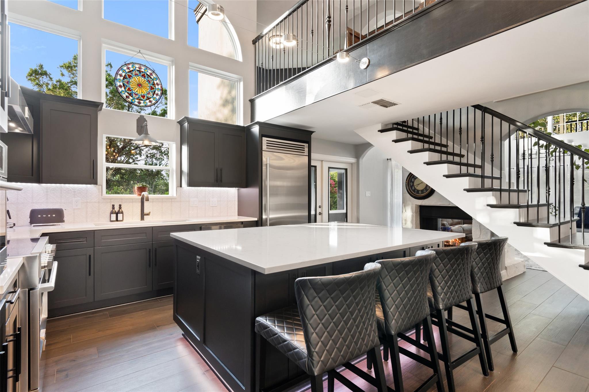 Image 9 of 40 For 388 Survista Ln