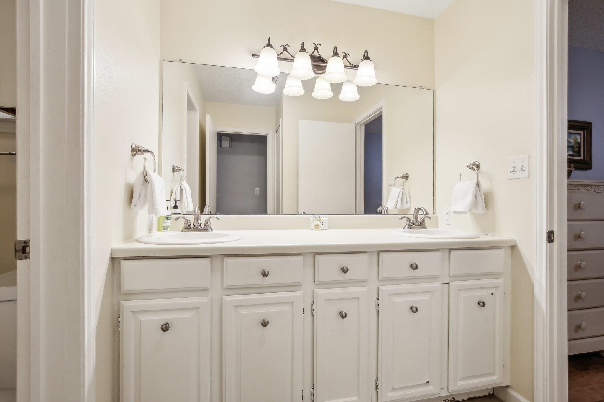 Image 15 of 35 For 1890 Ponderosa Dr