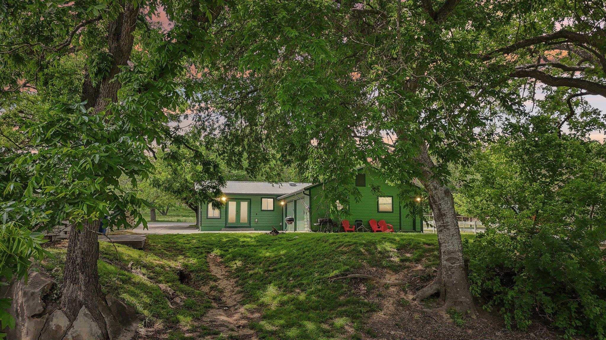 Image 4 of 35 For 1890 Ponderosa Dr