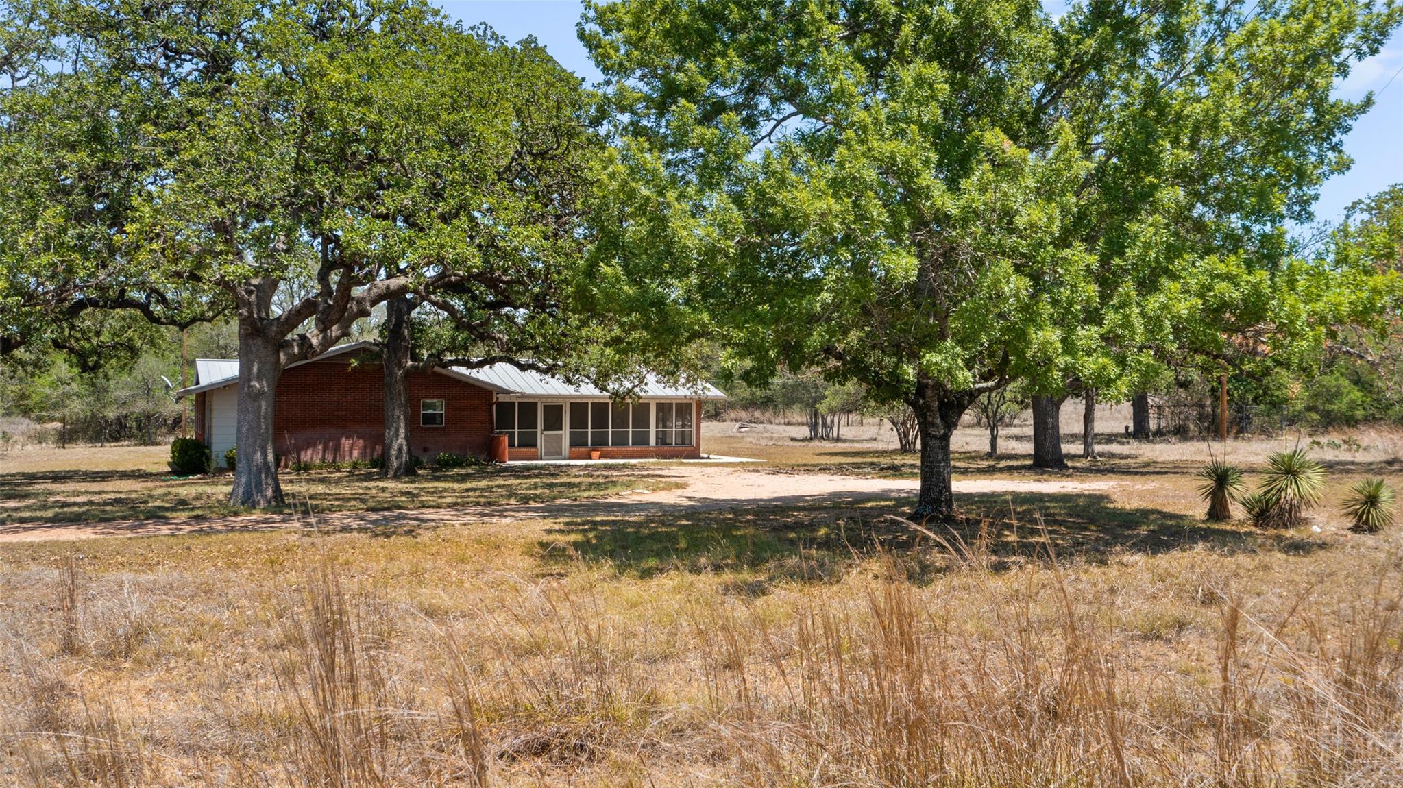 Details for 2942 Ranch Road 2766, Johnson City, TX 78636