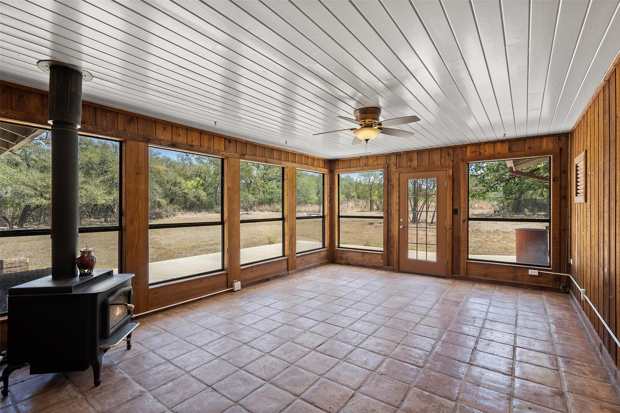 Image 4 of 15 For 2942 Ranch Road 2766