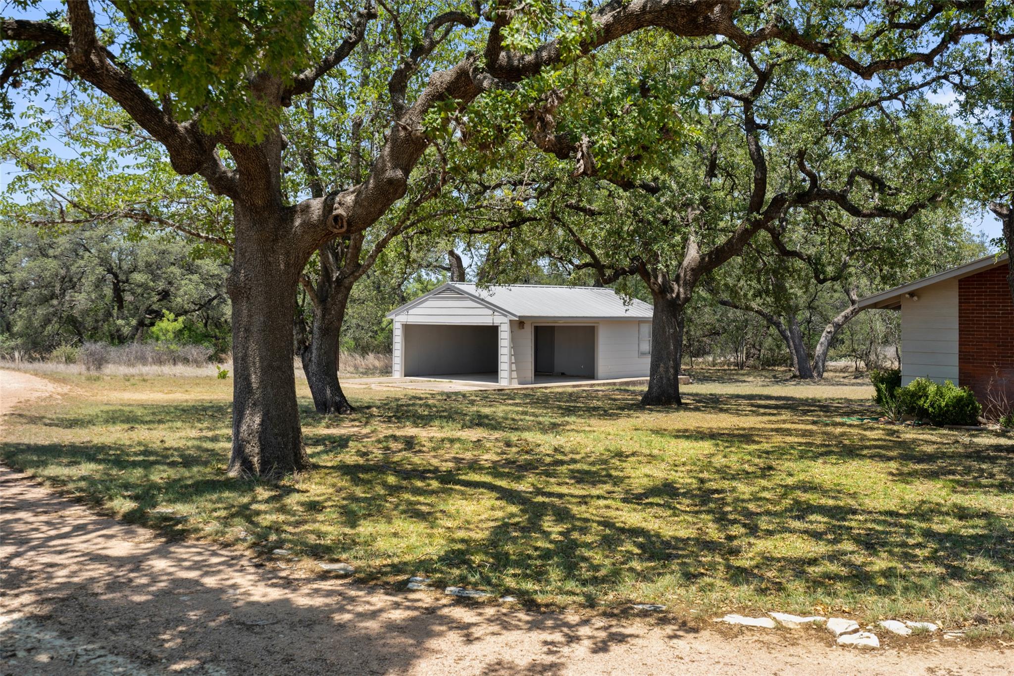 Image 6 of 15 For 2942 Ranch Road 2766