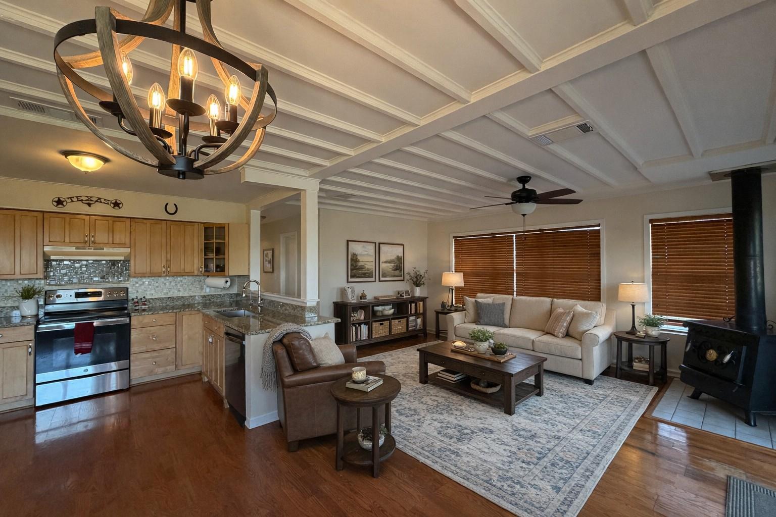 Image 10 of 40 For 231 Vip Dr 