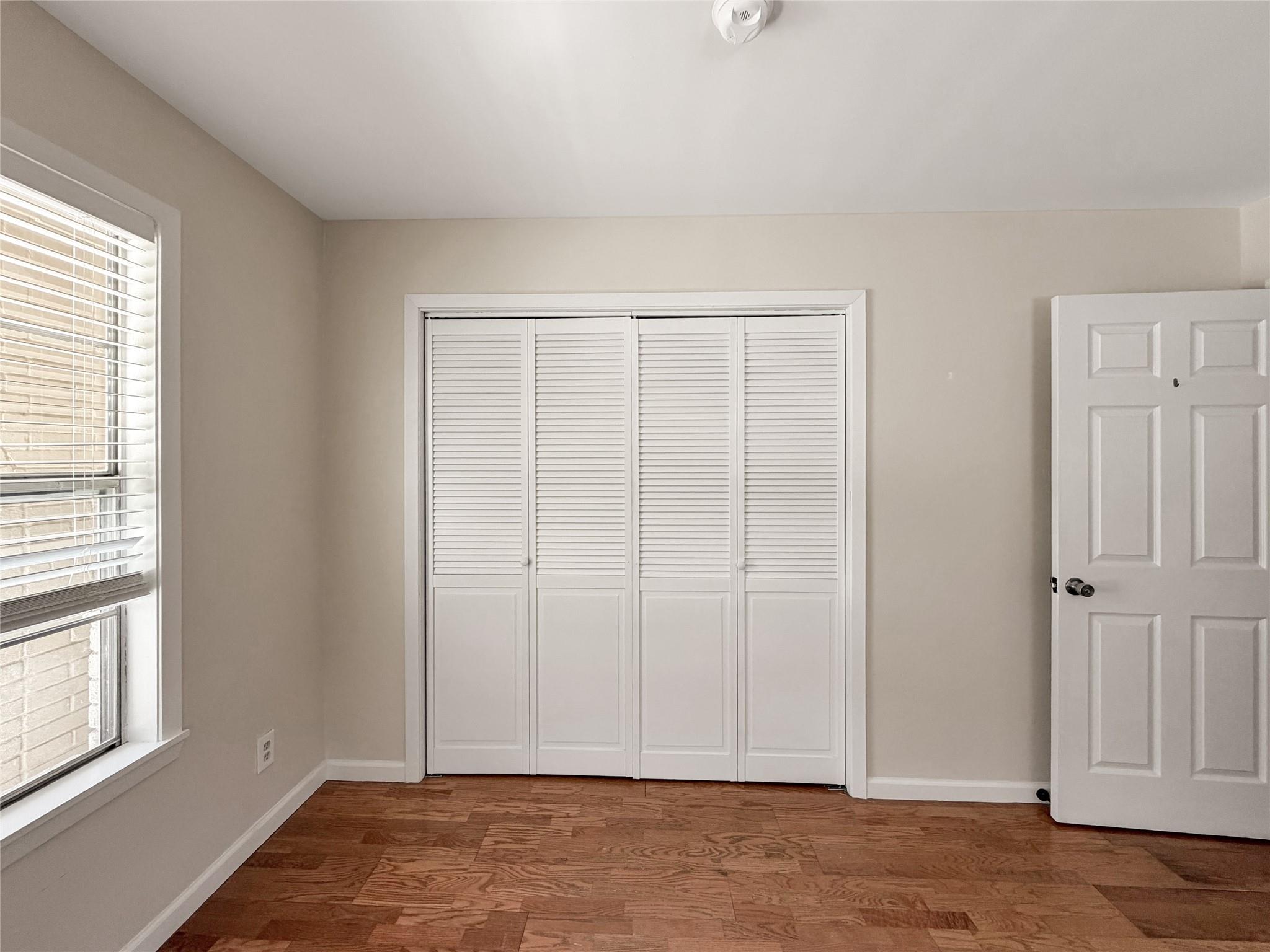 Image 18 of 40 For 231 Vip Dr 