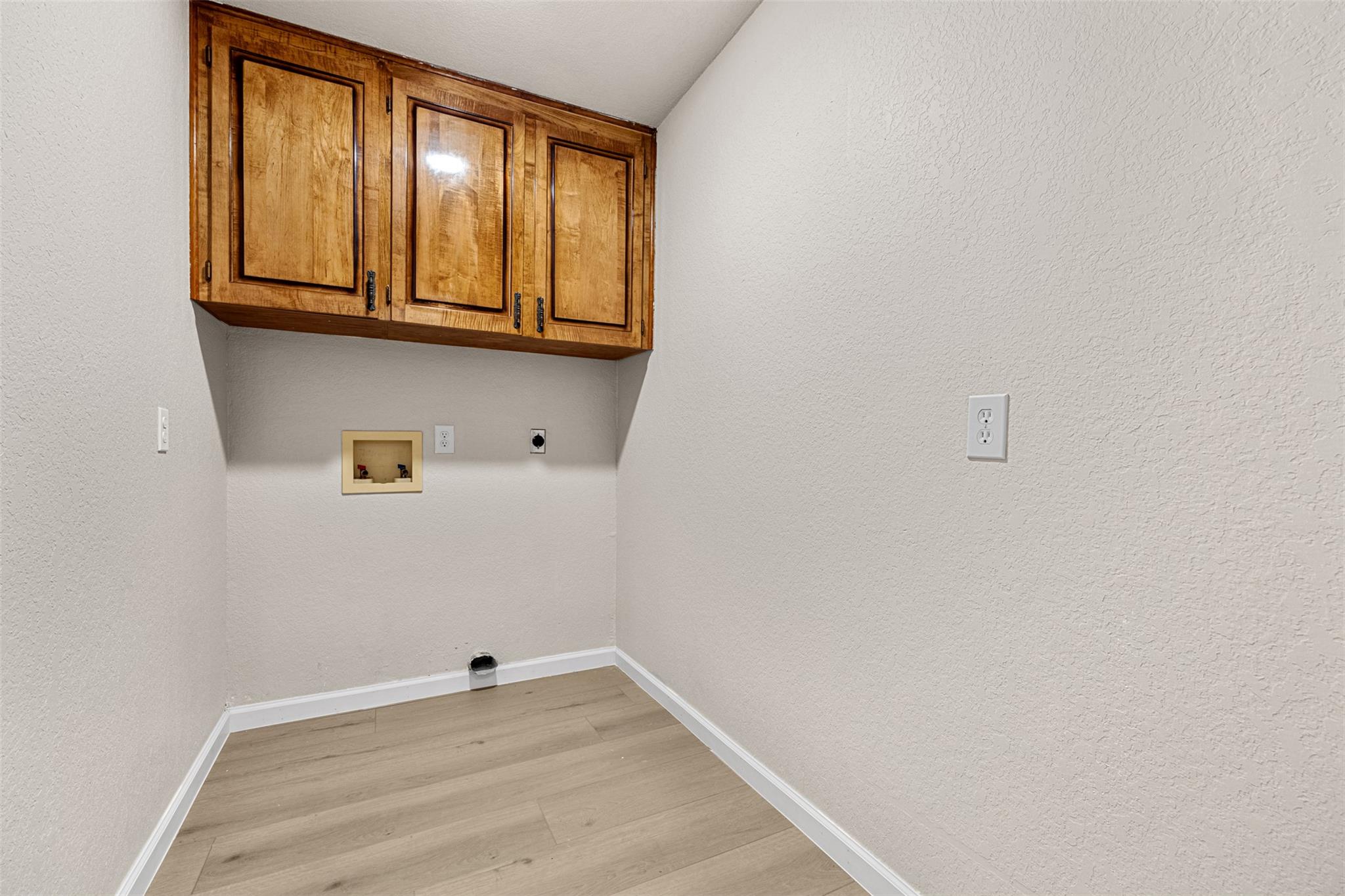 Image 18 of 30 For 1129 Mildred Lee Ln