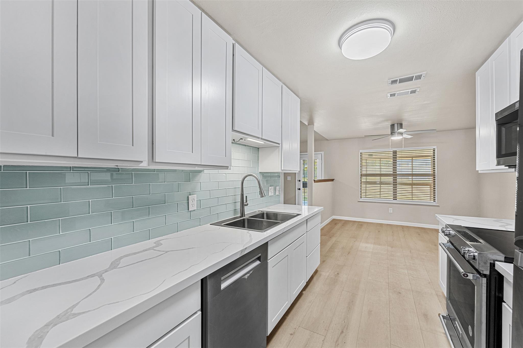 Image 2 of 30 For 1129 Mildred Lee Ln