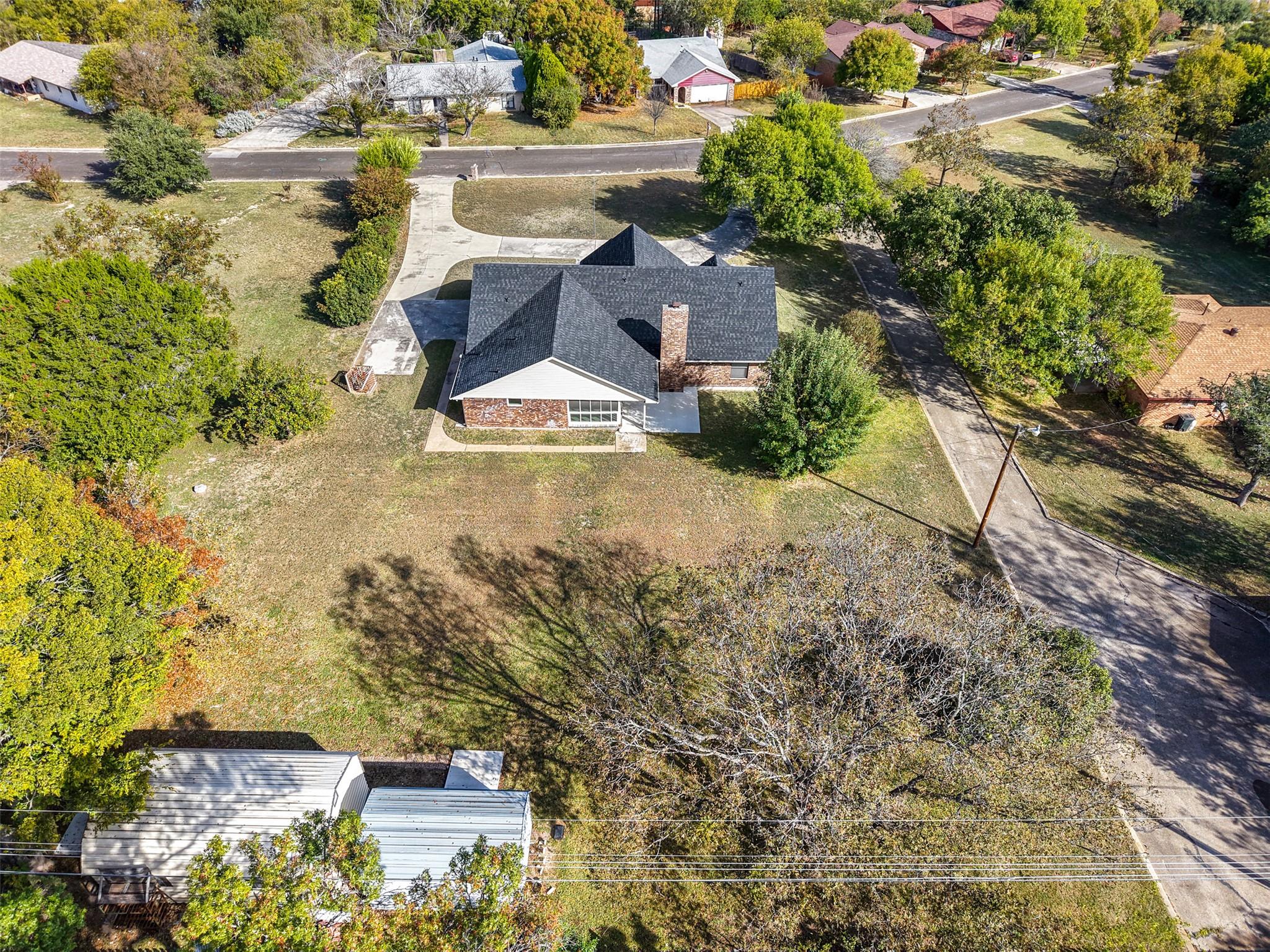 Image 24 of 30 For 1129 Mildred Lee Ln