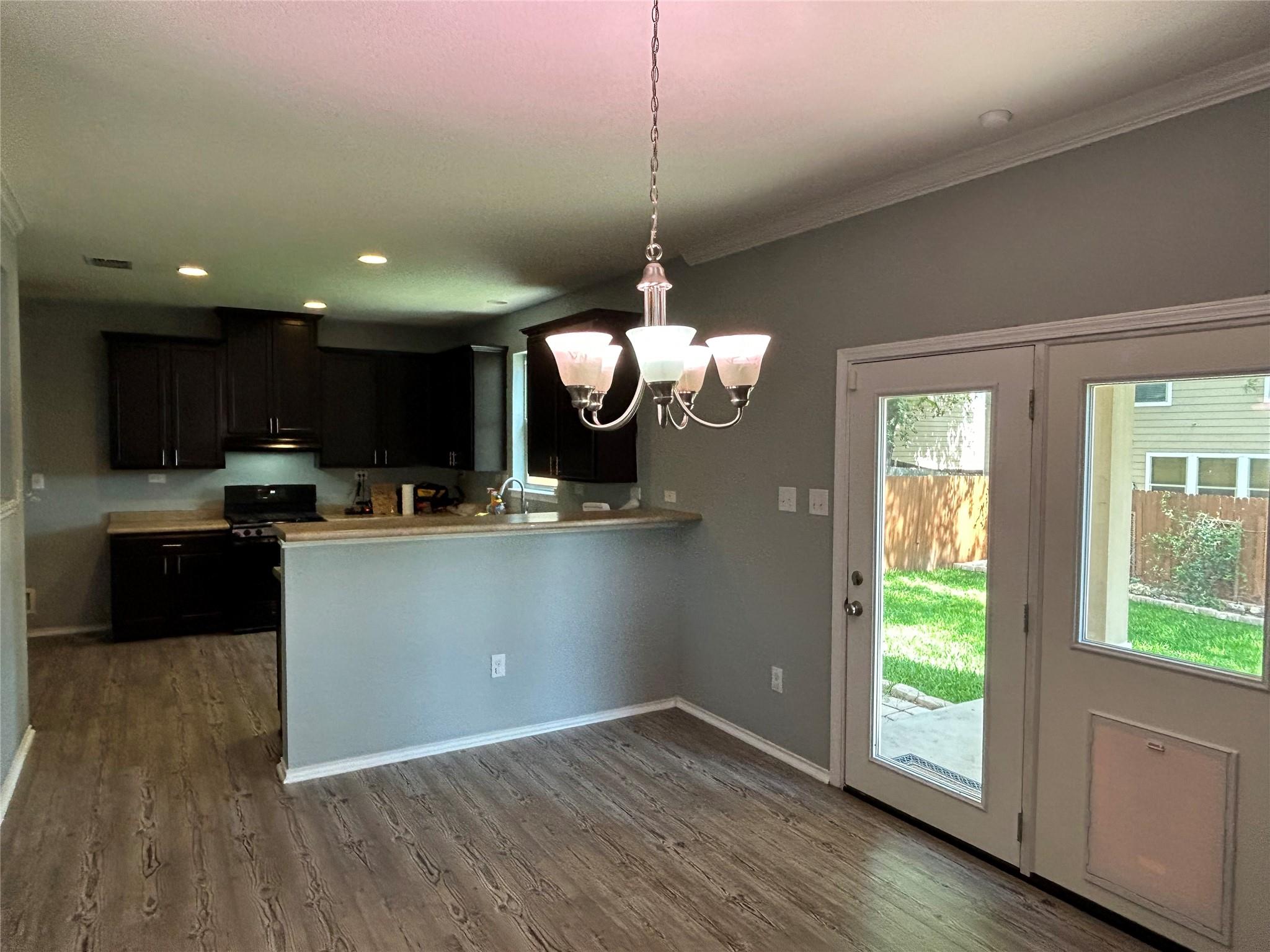 Image 11 of 40 For 125 Lilly Crk