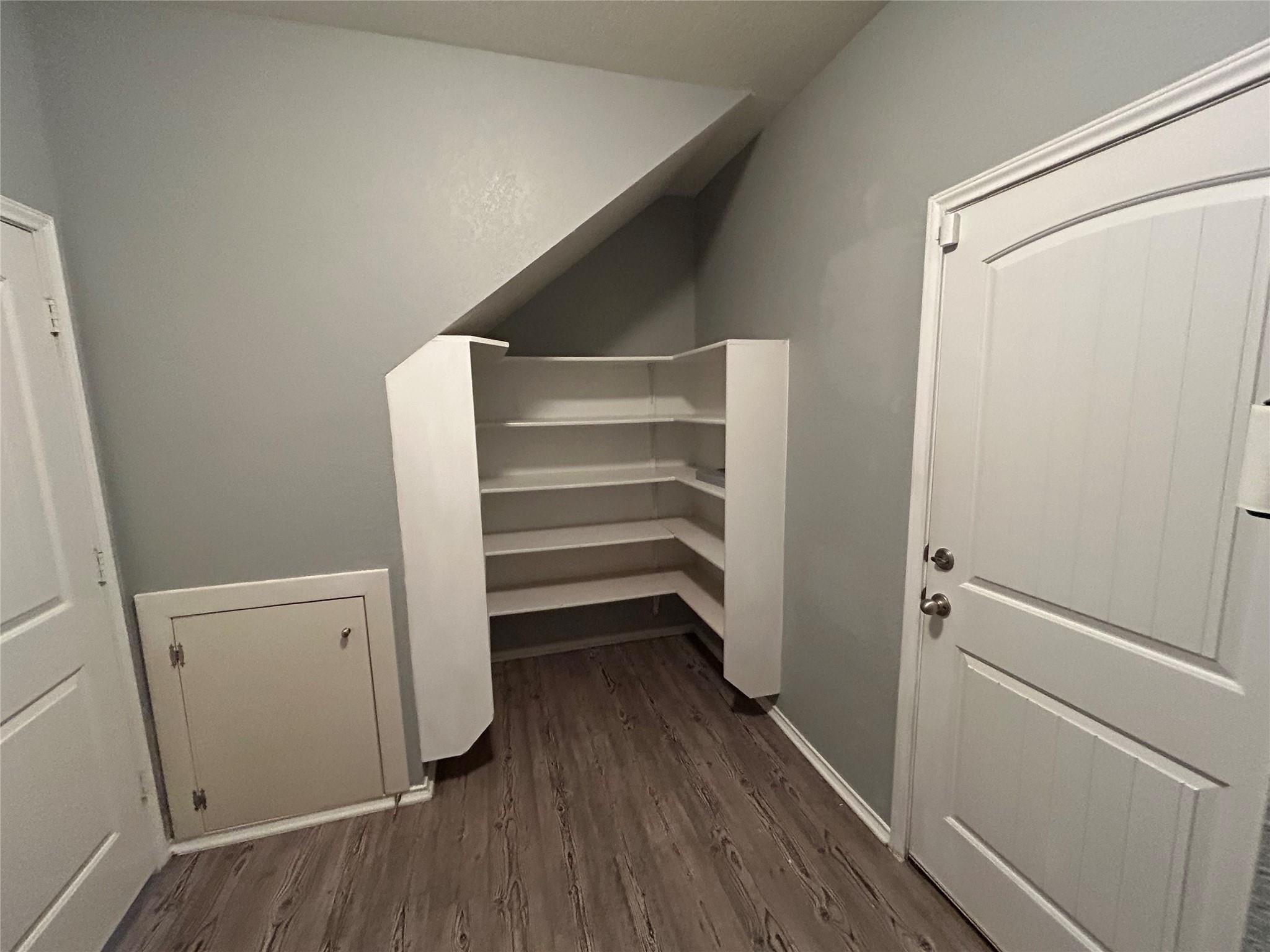 Image 19 of 40 For 125 Lilly Crk