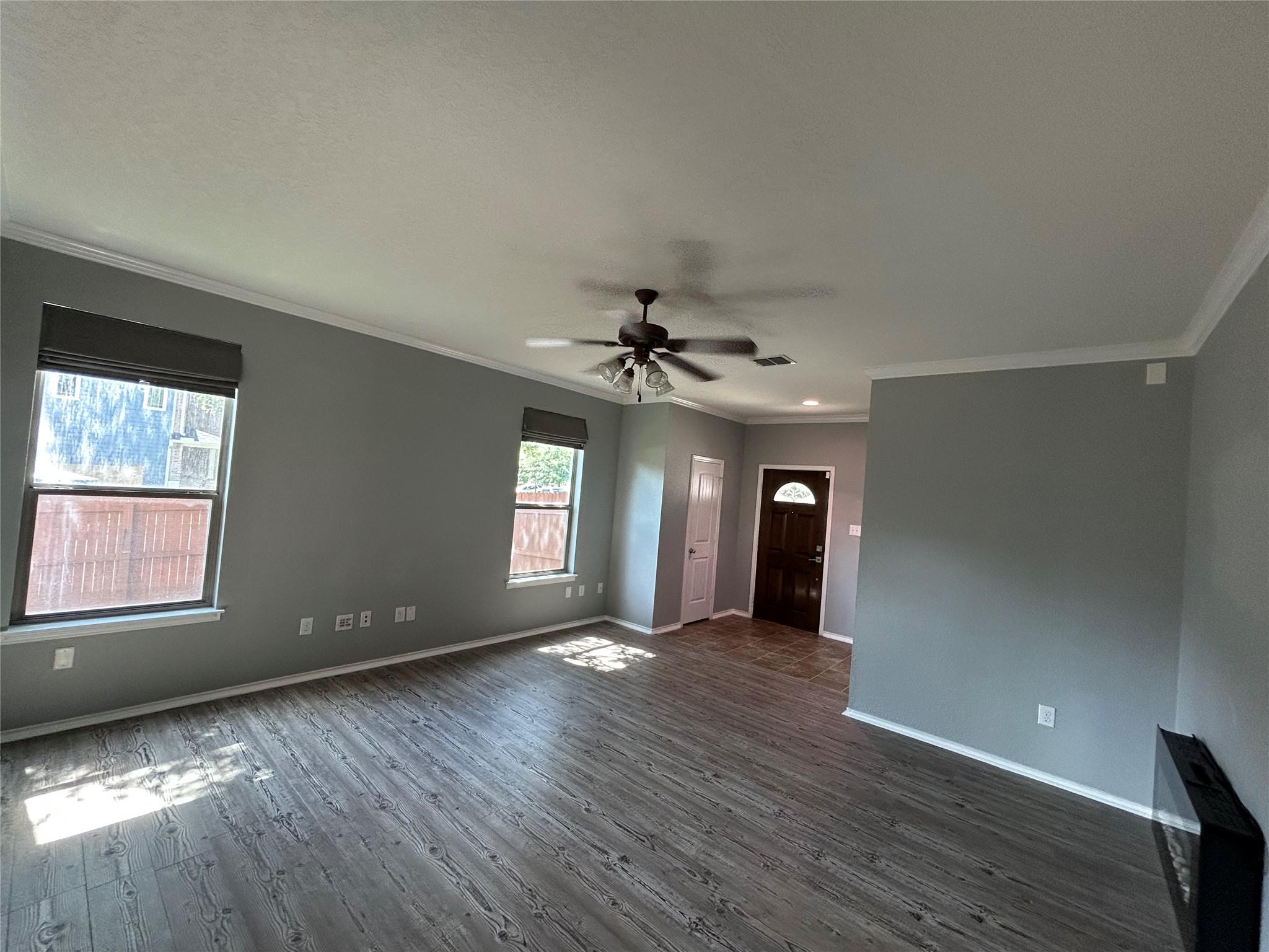 Image 7 of 40 For 125 Lilly Crk