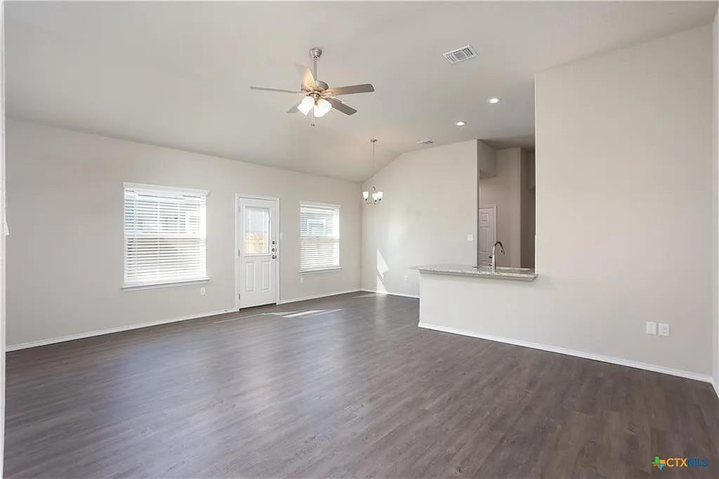 Image 10 of 21 For 3430 Scott Cir