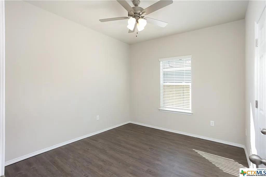 Image 12 of 21 For 3430 Scott Cir