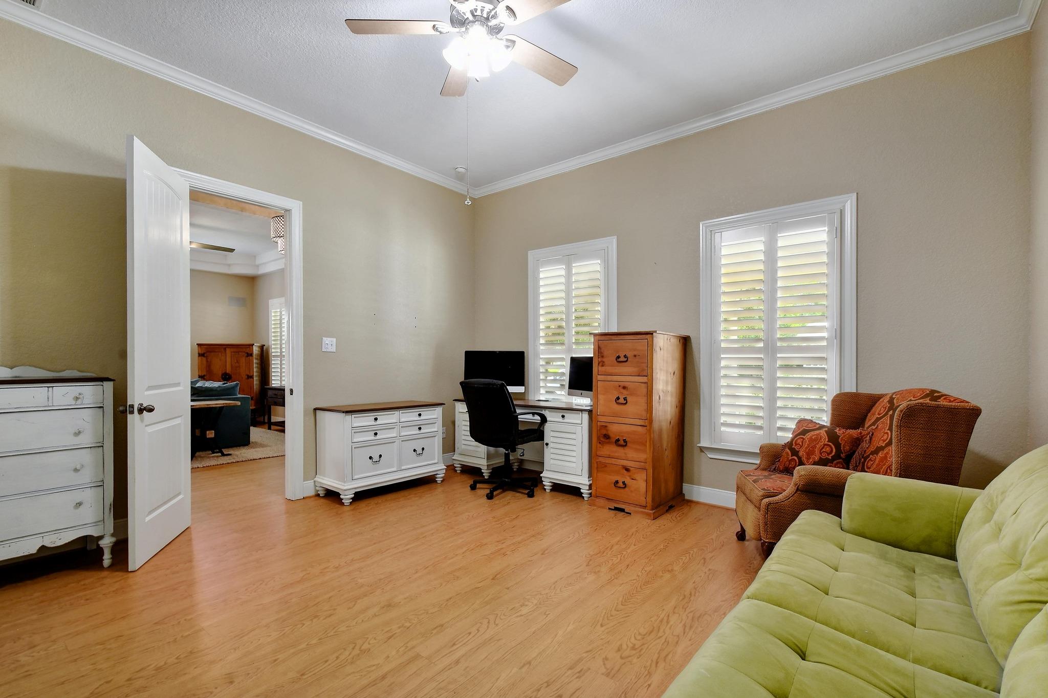 Image 16 of 30 For 260 Santa Clara Ave