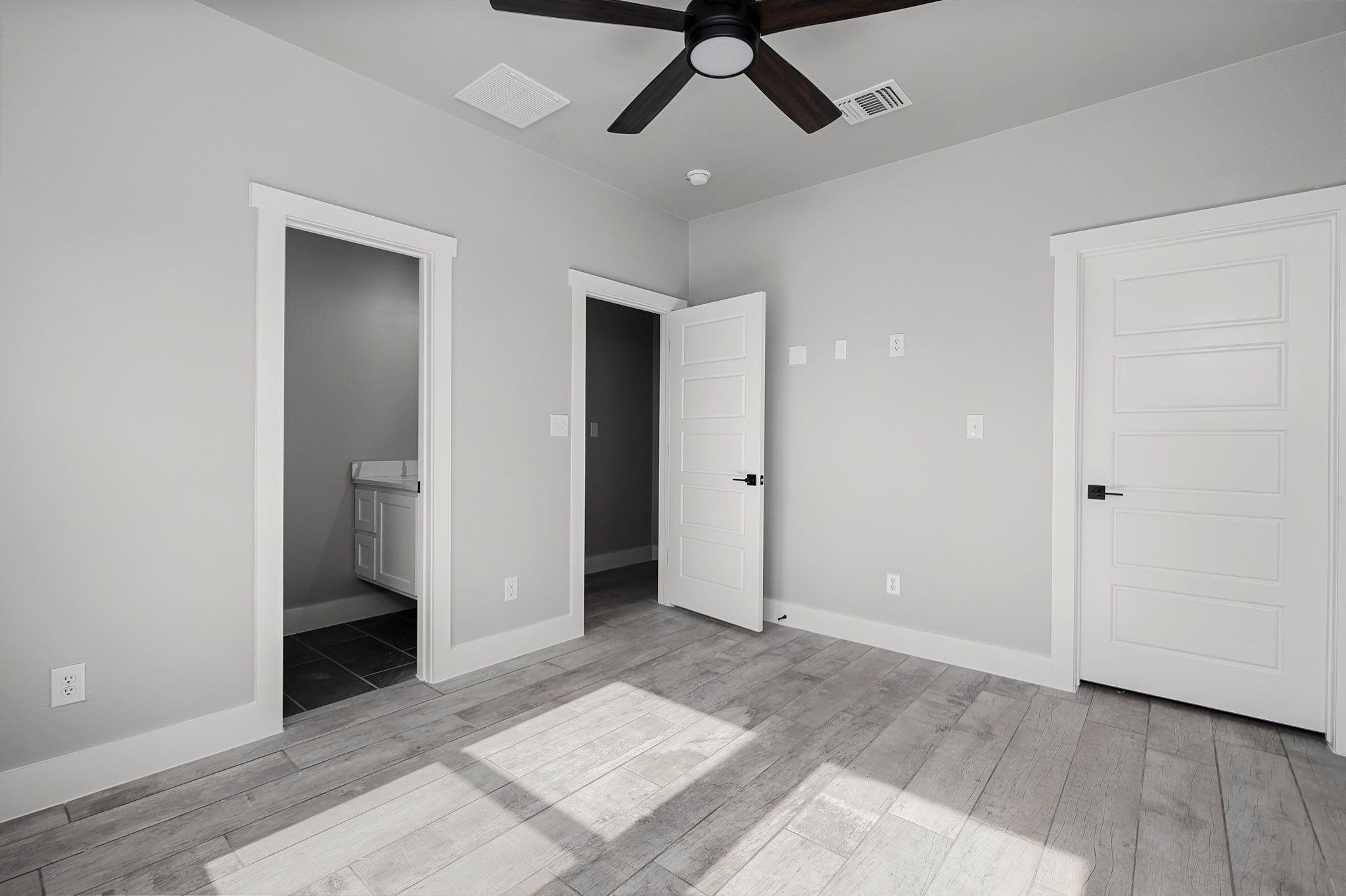 Image 28 of 40 For 1522 Shady Holw