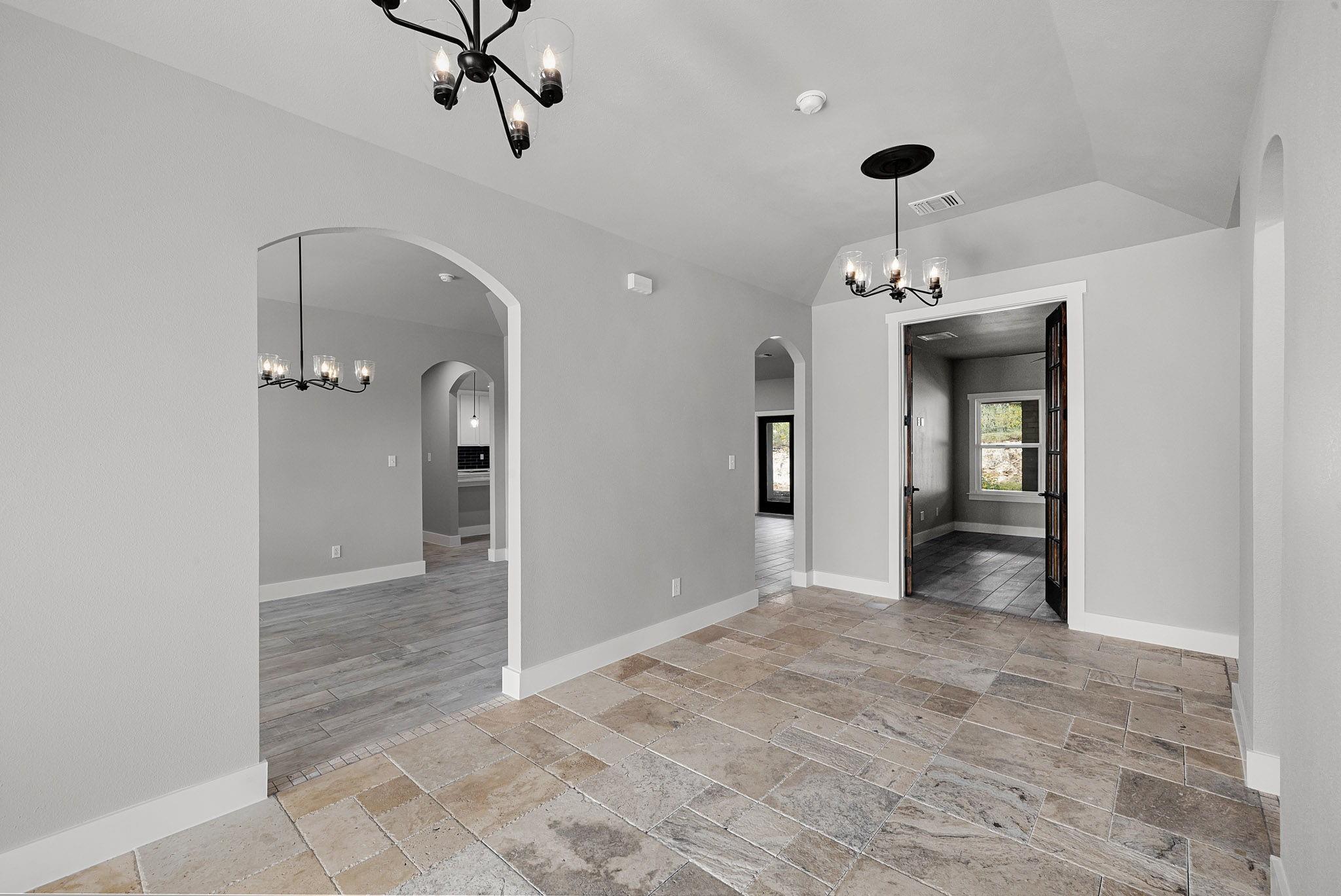 Image 5 of 40 For 1522 Shady Holw