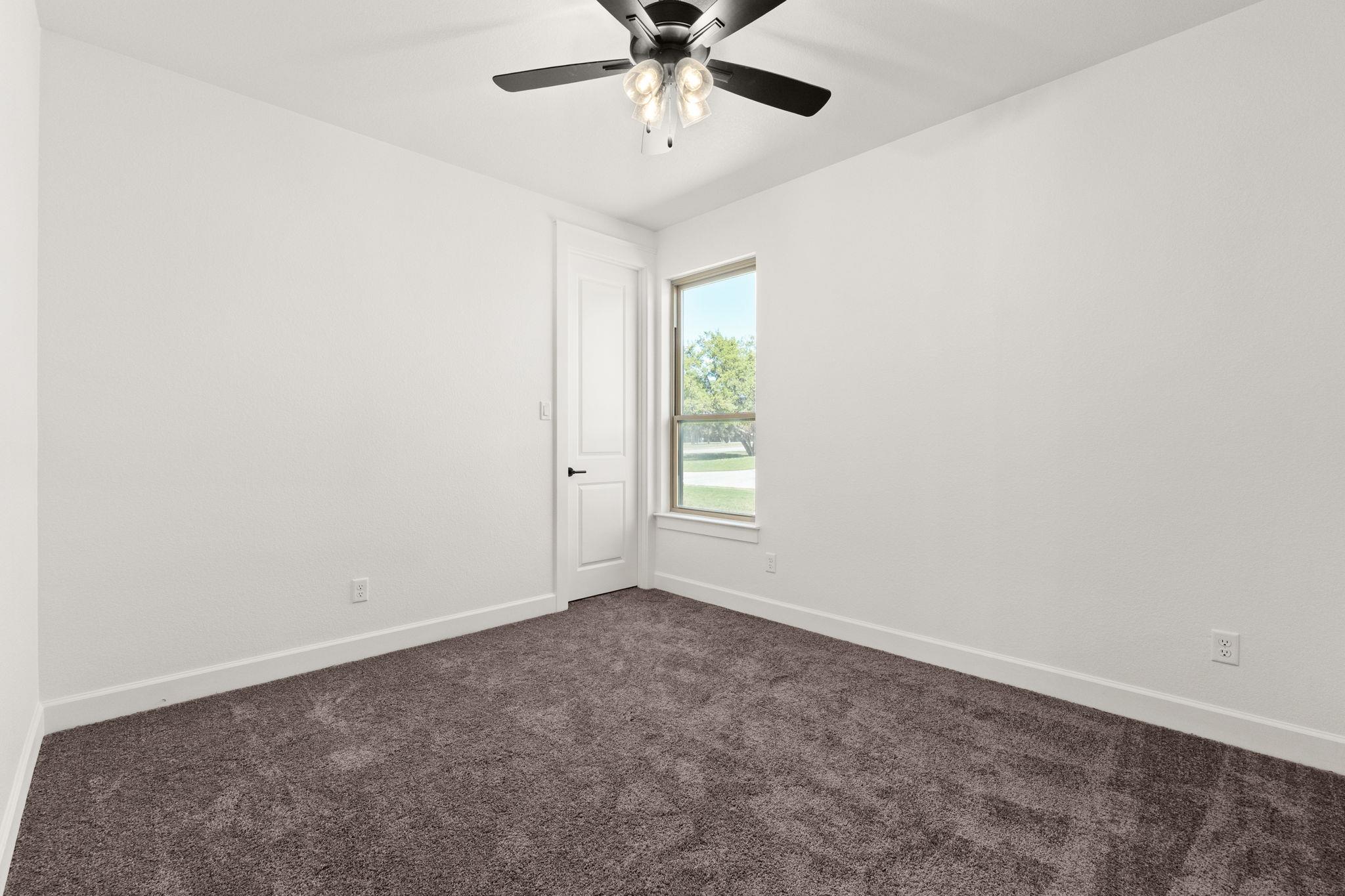 Image 29 of 40 For 949 County Road 3152