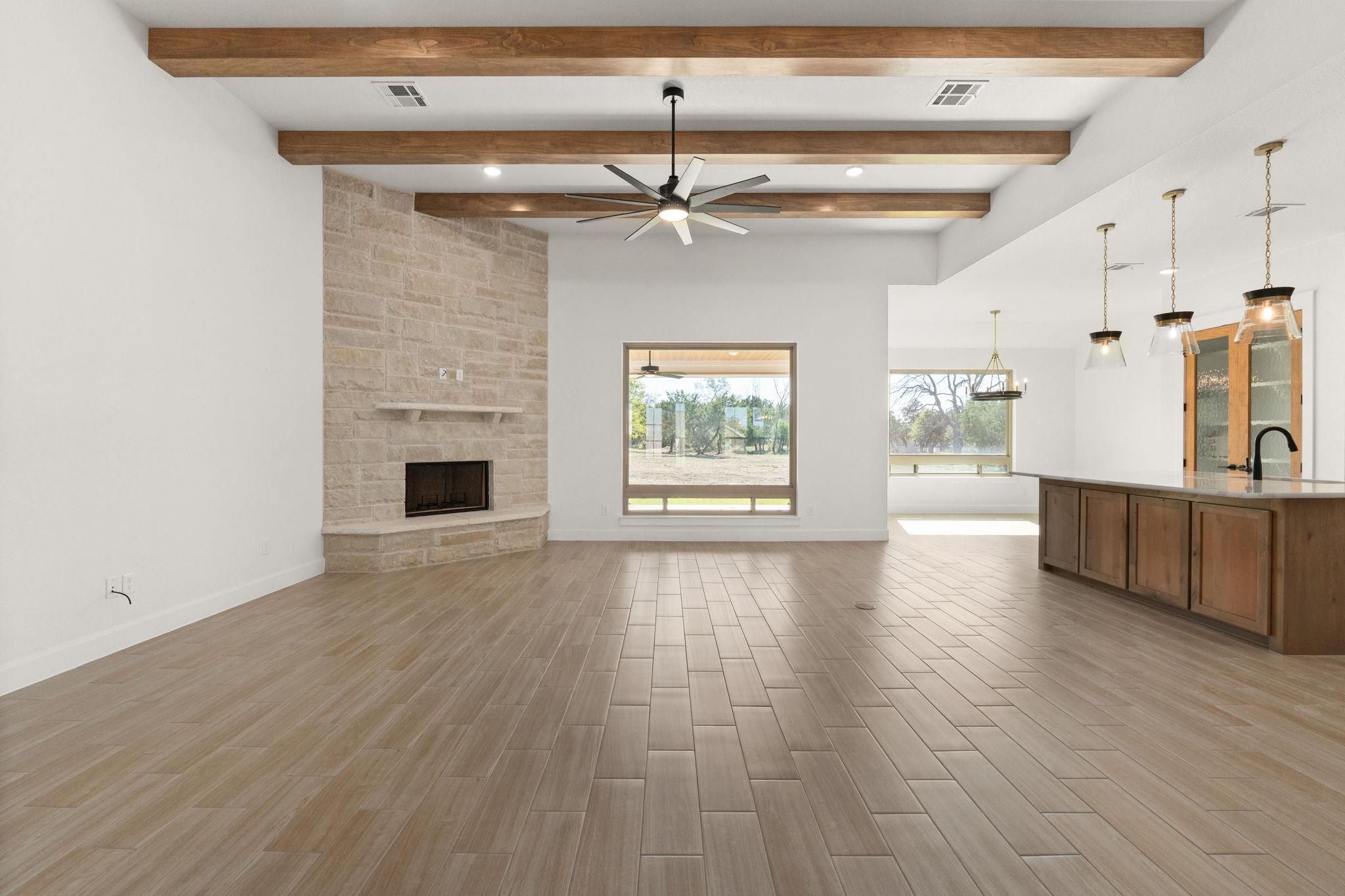 Image 4 of 40 For 949 County Road 3152