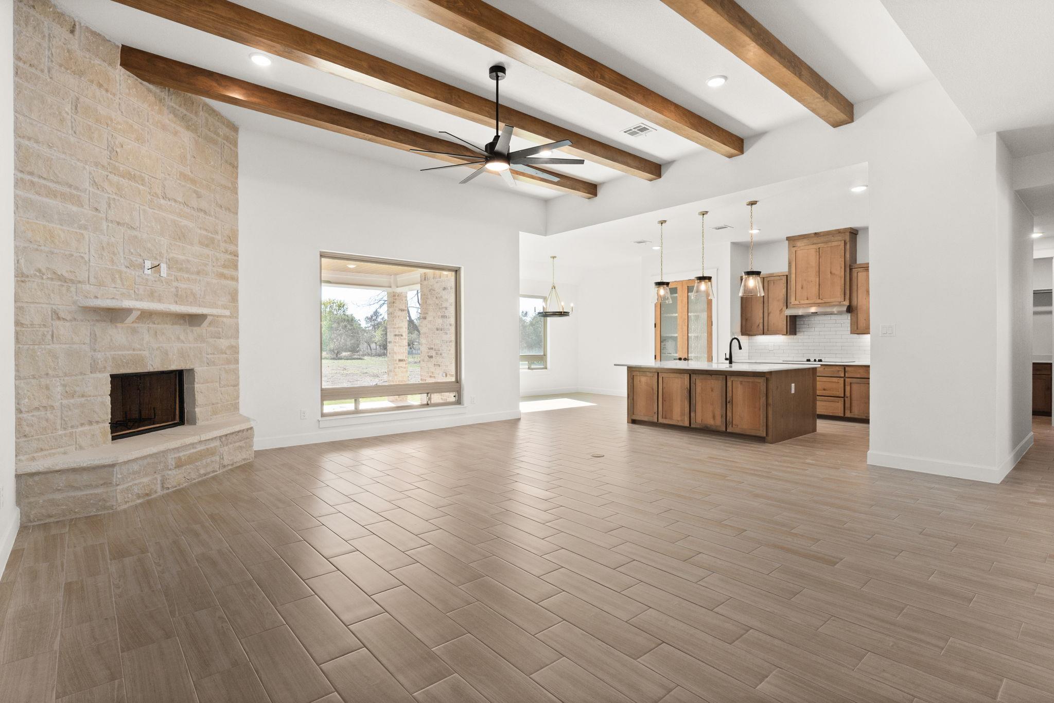 Image 5 of 40 For 949 County Road 3152