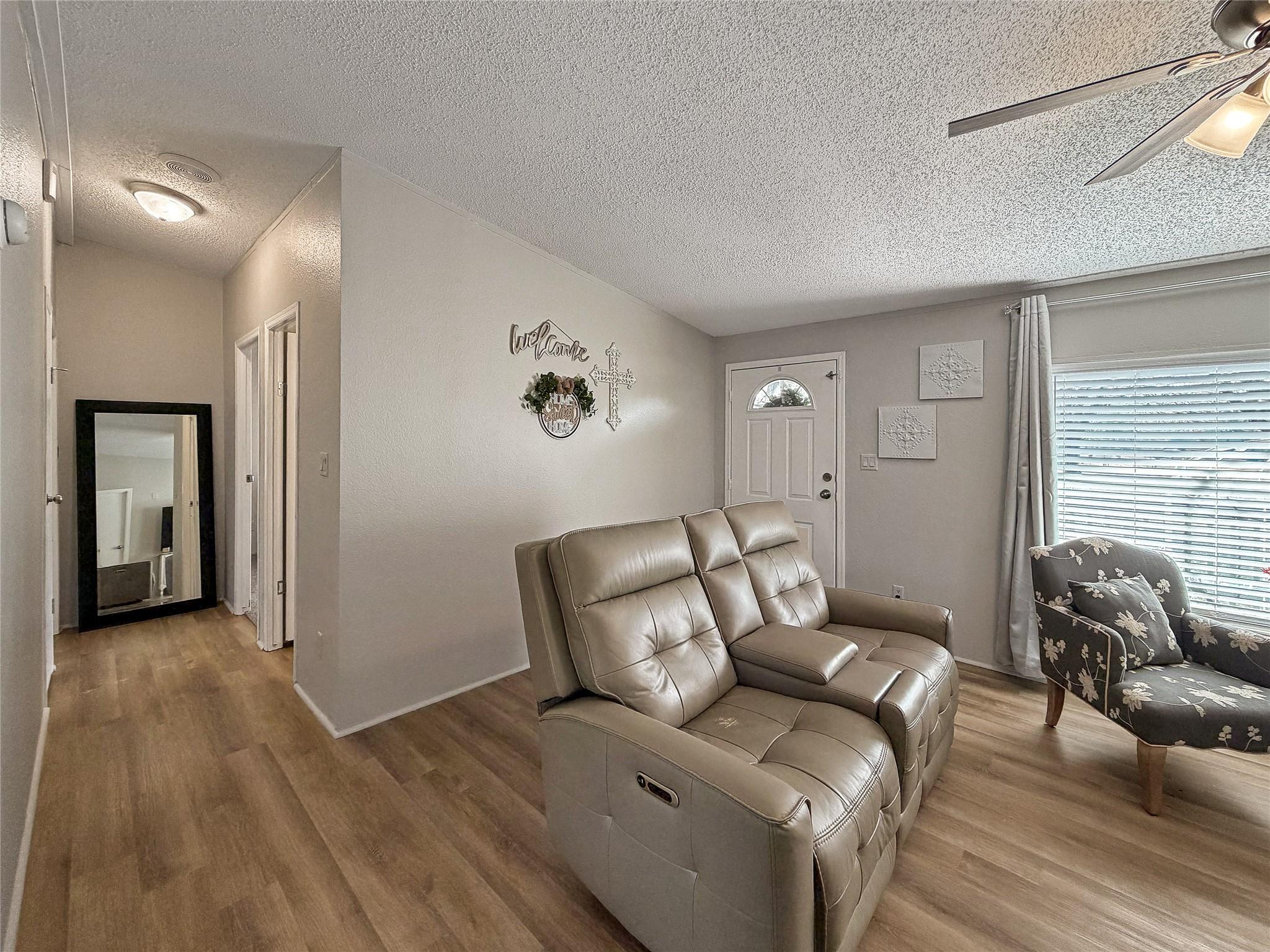 Image 13 of 40 For 7662 Jessica Ln