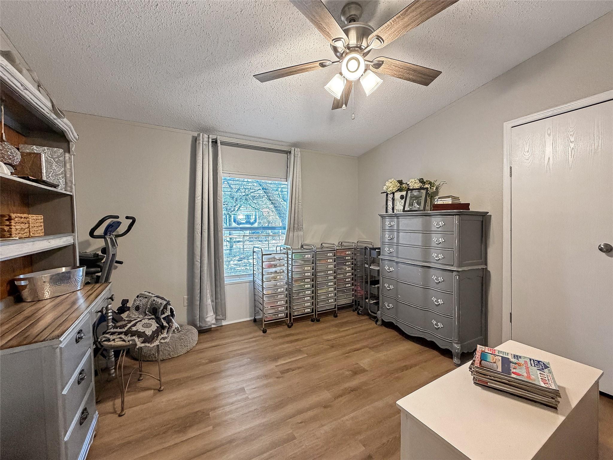 Image 25 of 40 For 7662 Jessica Ln