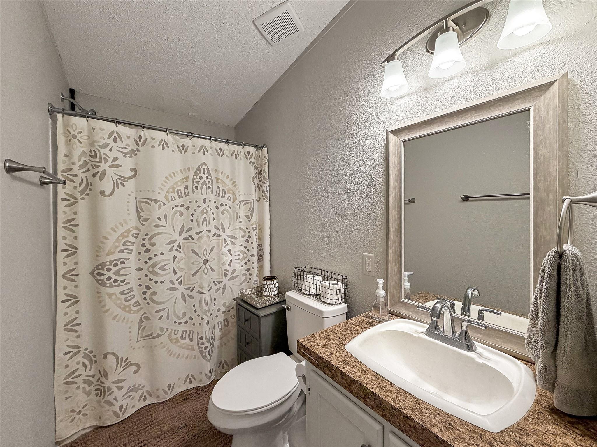 Image 26 of 40 For 7662 Jessica Ln