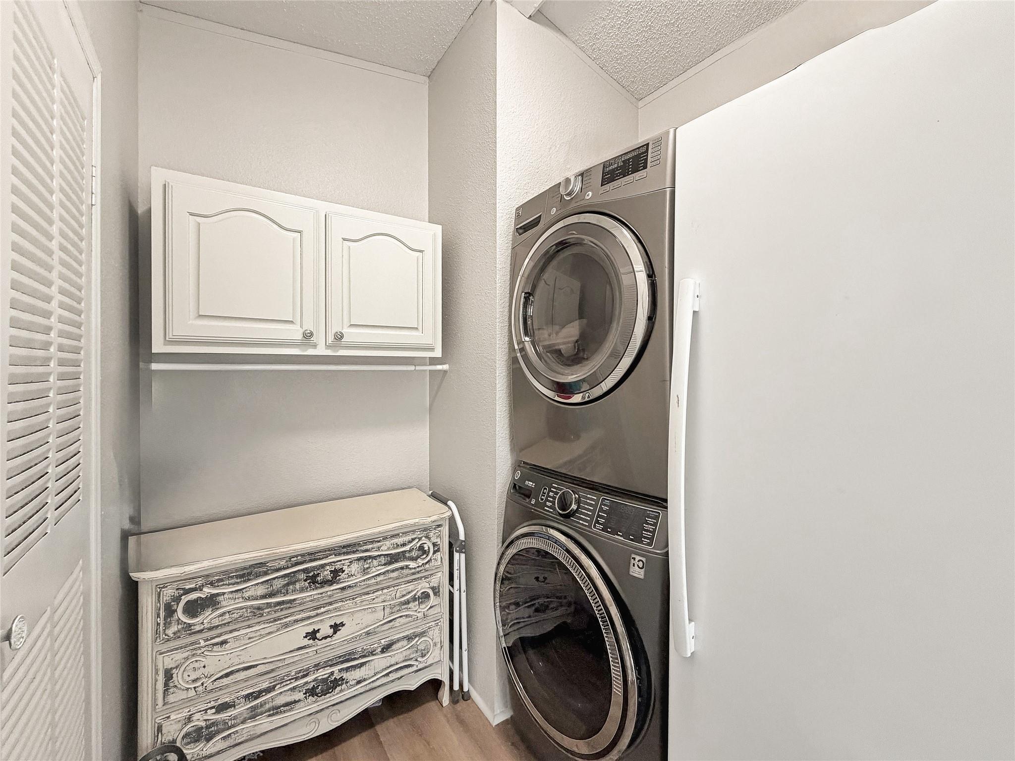 Image 27 of 40 For 7662 Jessica Ln