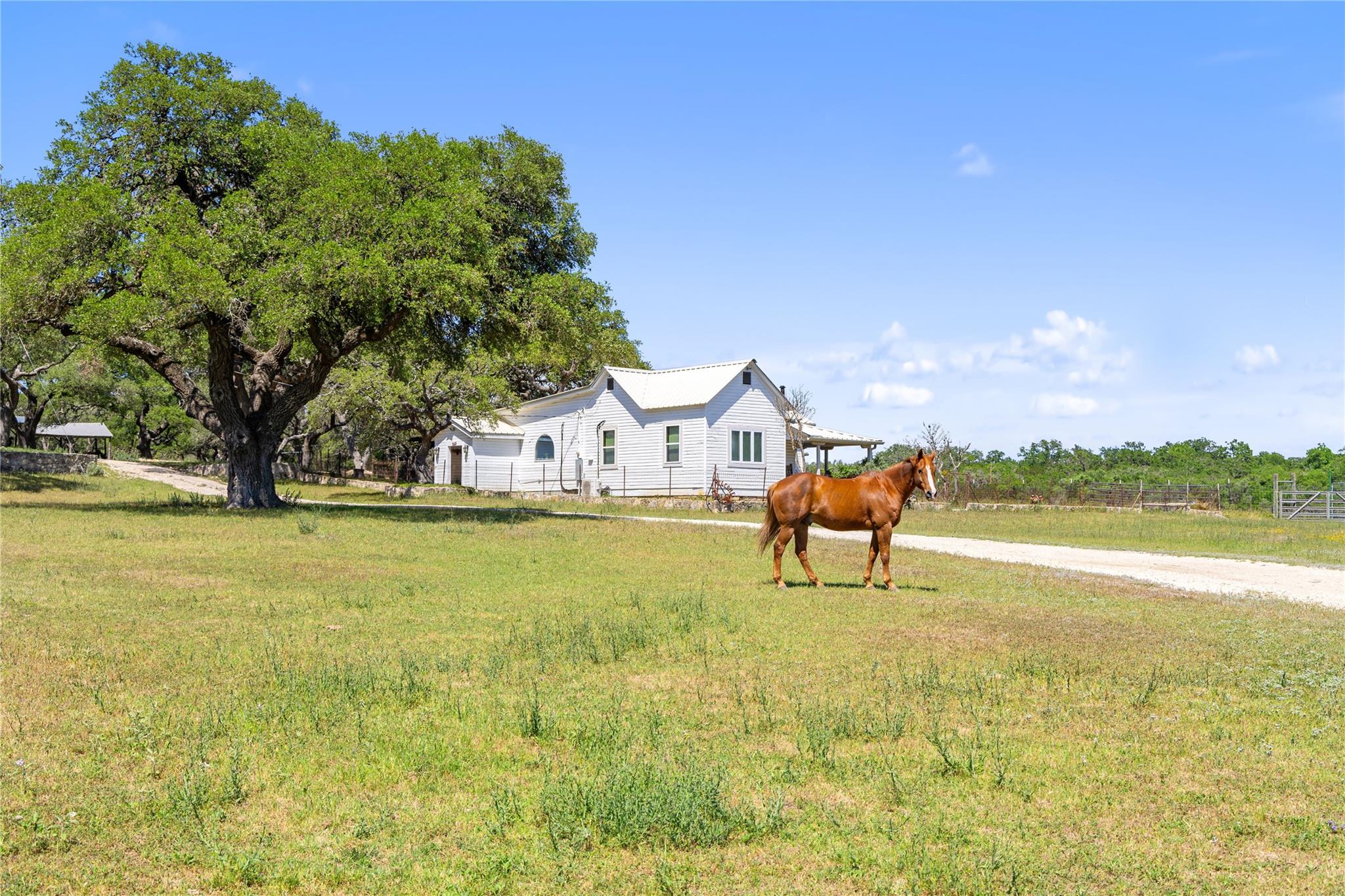 Image 2 of 30 For 3758 Us Hwy 281